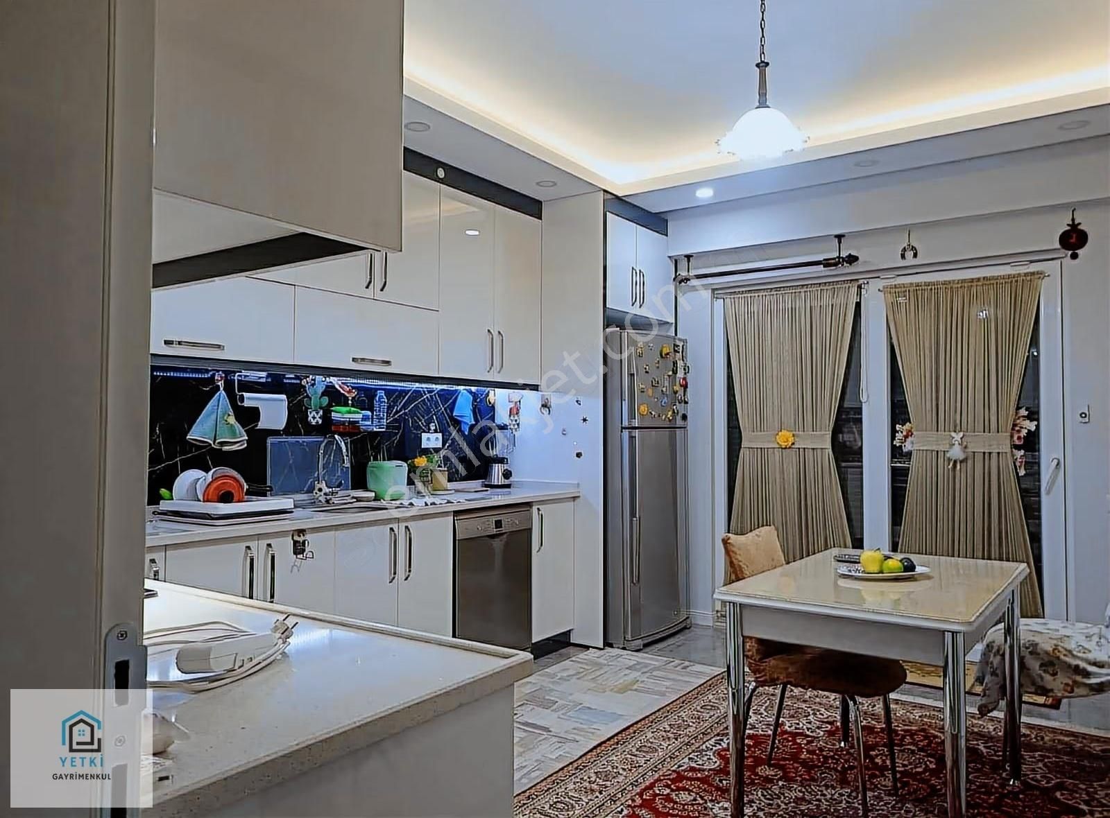 Migros Işıkları Mevkinde Geniş Ve Ferah 3+1 Satılık Fırsatı - Görsel 12