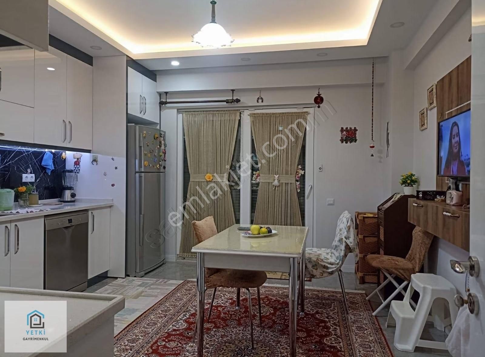 Migros Işıkları Mevkinde Geniş Ve Ferah 3+1 Satılık Fırsatı - Görsel 2