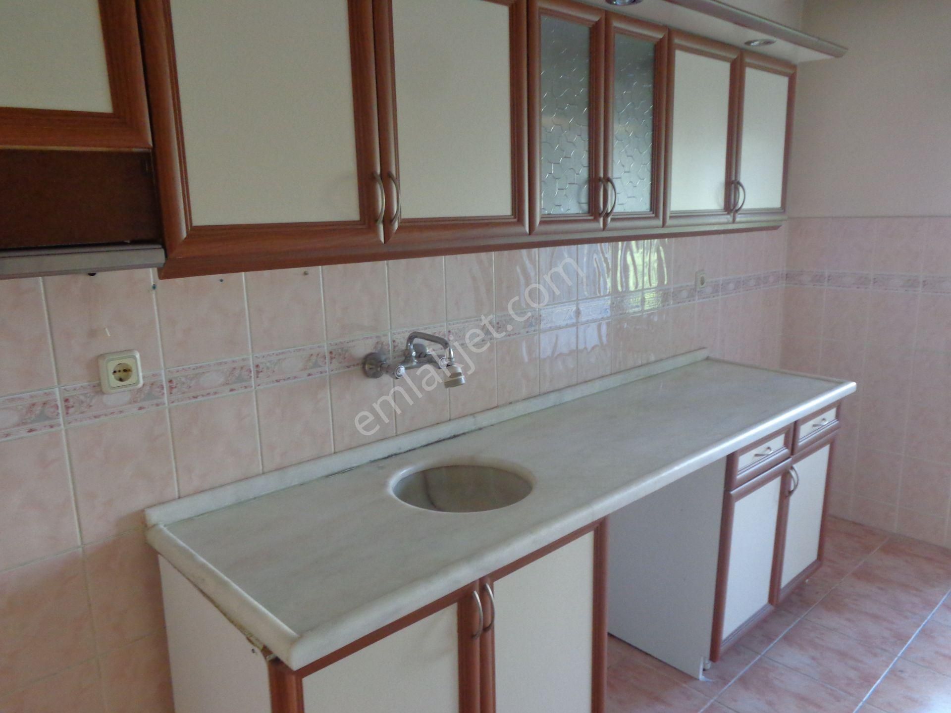 Dikmen Vadievlerinde , 2+1, 1. Katta, Bakımlı, Cumbalı,manzaralı.... - Görsel 14