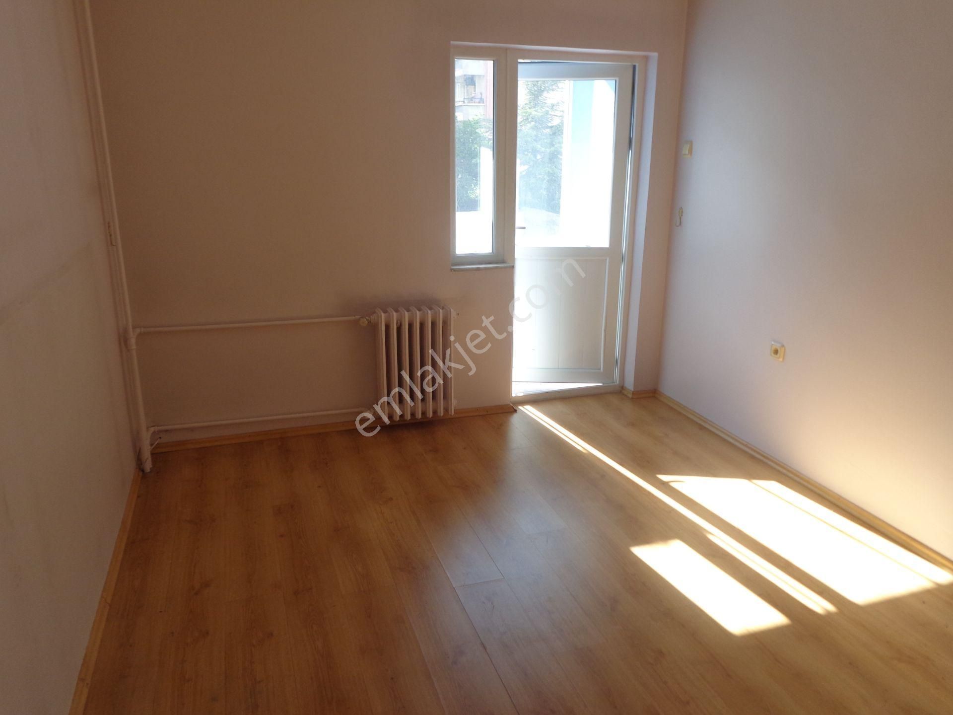 Dikmen Vadievlerinde , 2+1, 1. Katta, Bakımlı, Cumbalı,manzaralı.... - Görsel 35