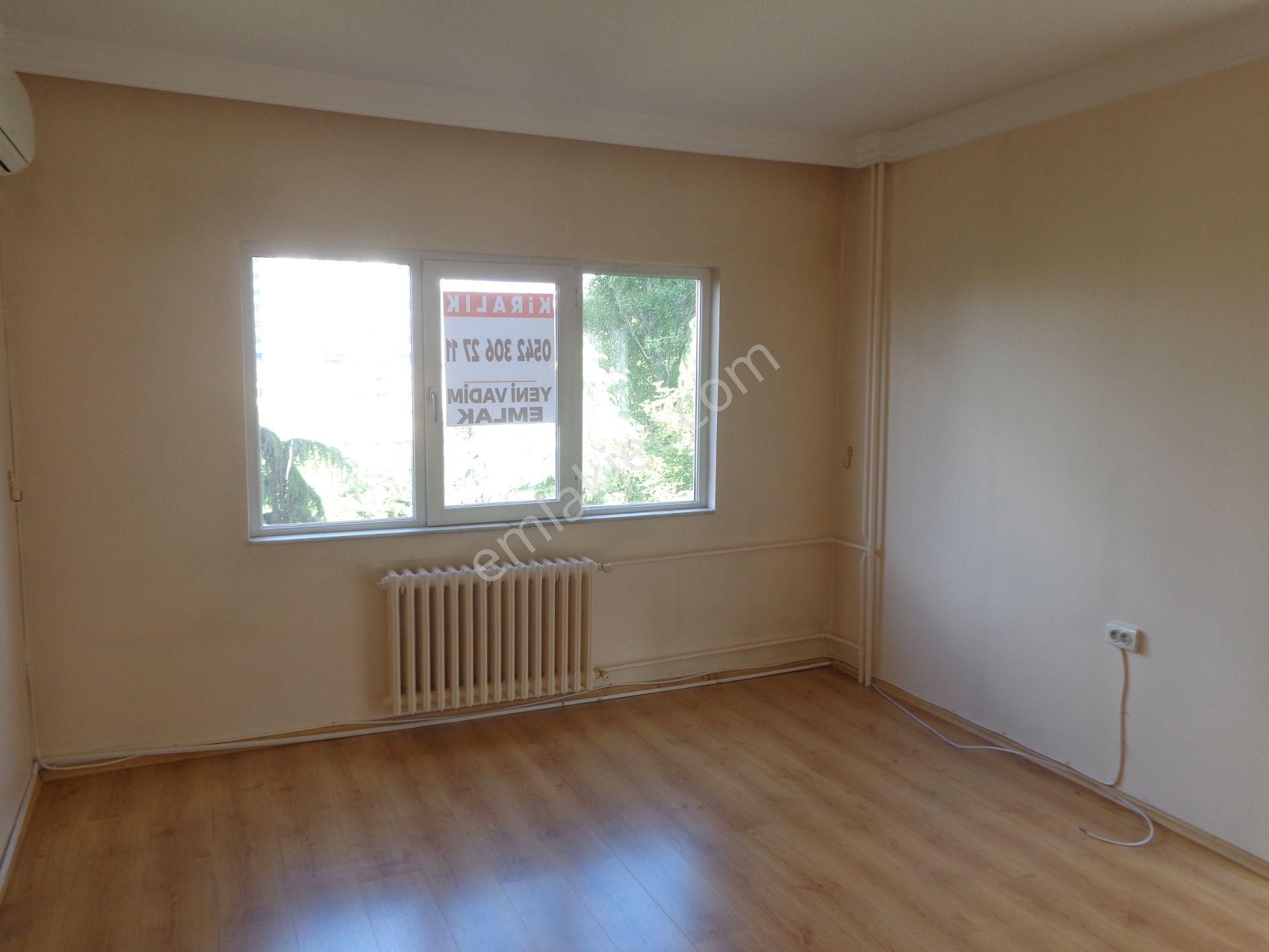 Dikmen Vadievlerinde , 2+1, 1. Katta, Bakımlı, Cumbalı,manzaralı.... - Görsel 5