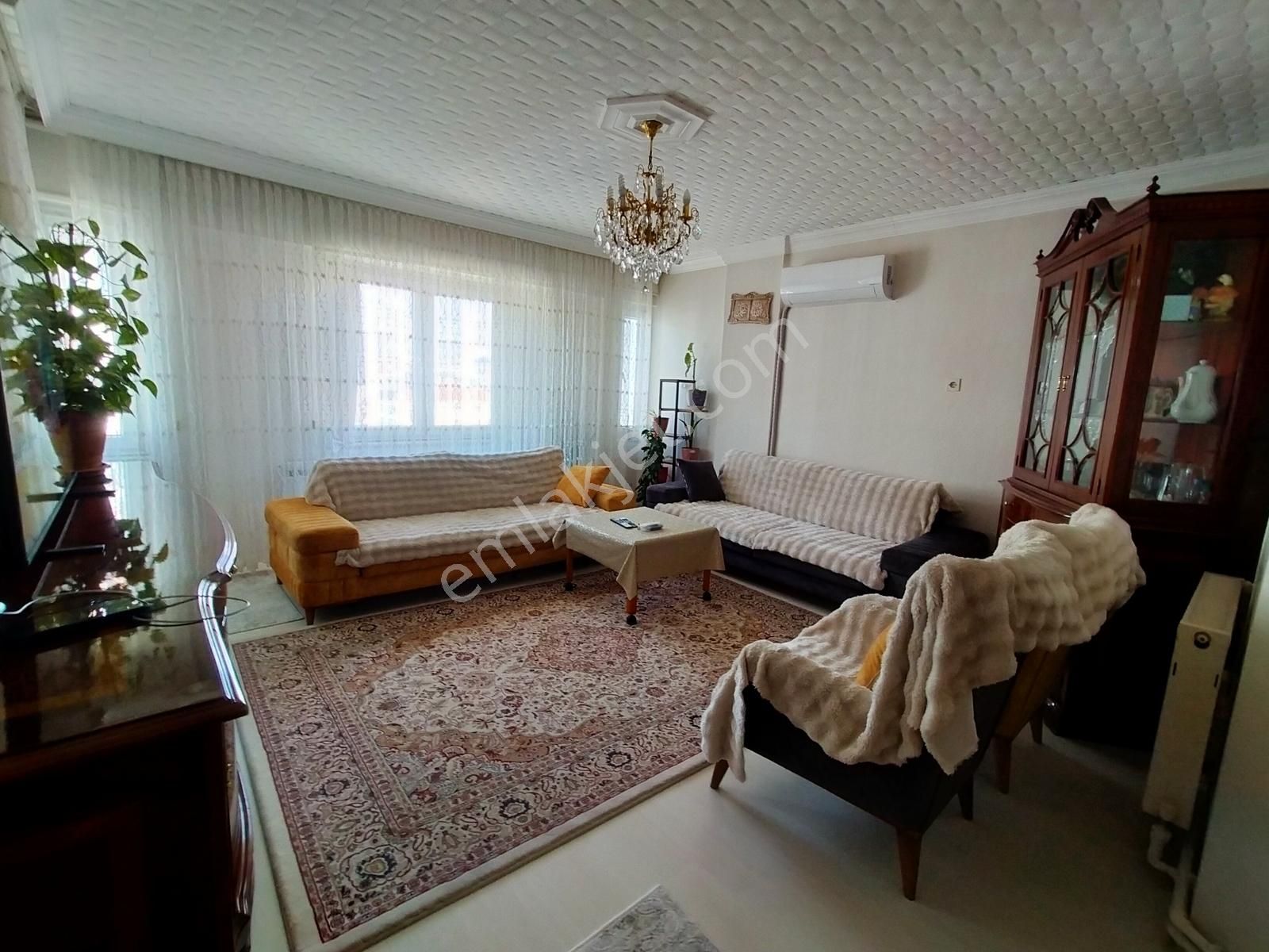 Feslikanda 187m2 3+1 Asansörlü Çift Balkonlu Satılık Daire - Görsel 16