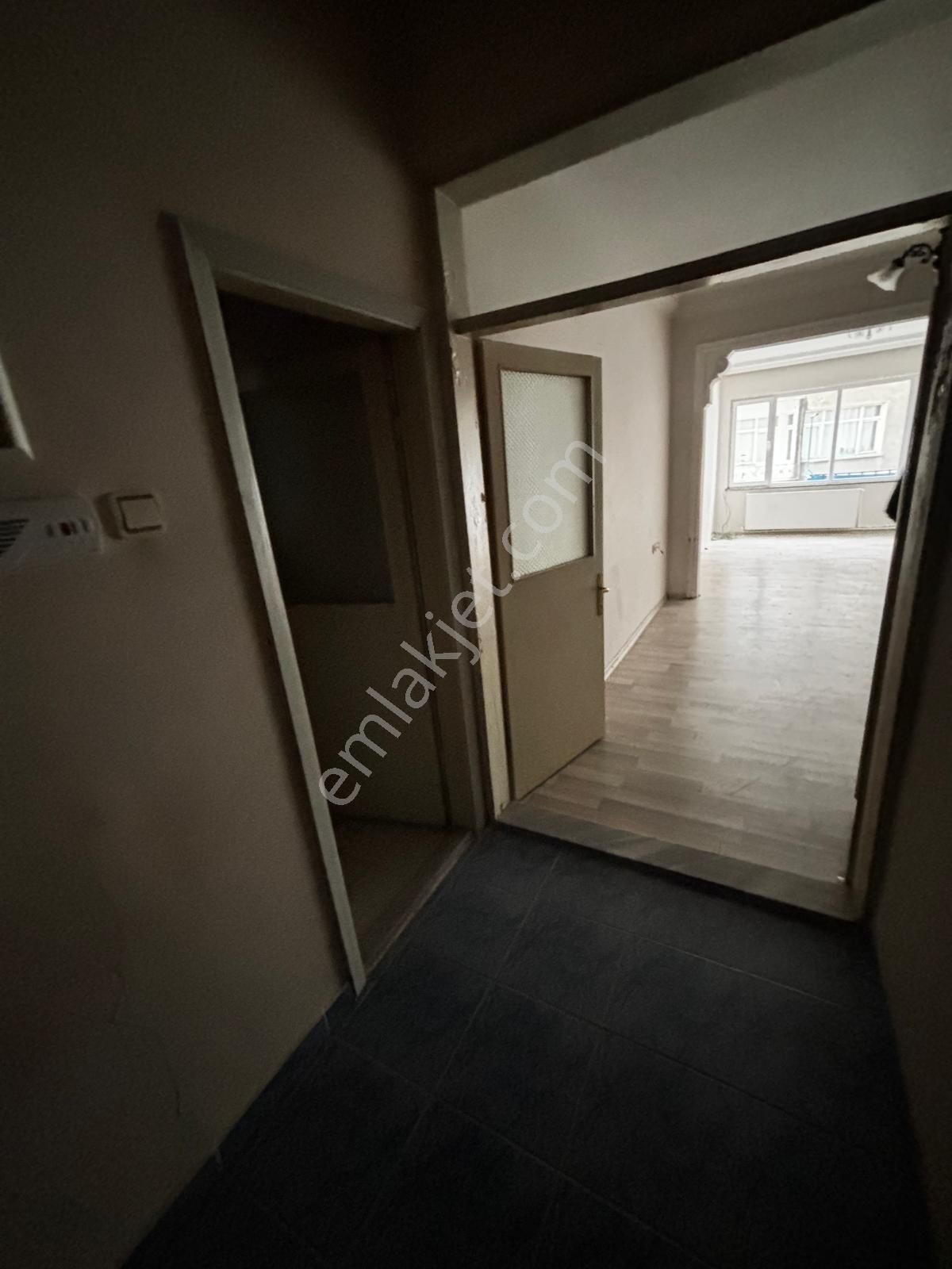 Orta Mahalle'de Satılık 2+1 Daire (70m²) - Deha Emlak - Görsel 8