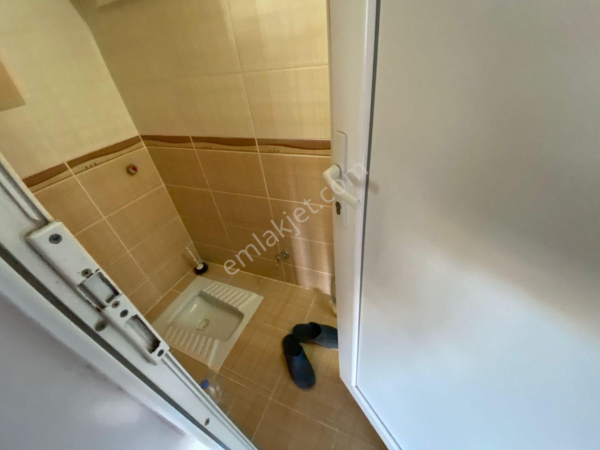 Acill Buca M.kemal Mah.de 2+1 95m2 Dgazlı Ana Yol Üzerinde Havadar Satılık Daire - Görsel 14