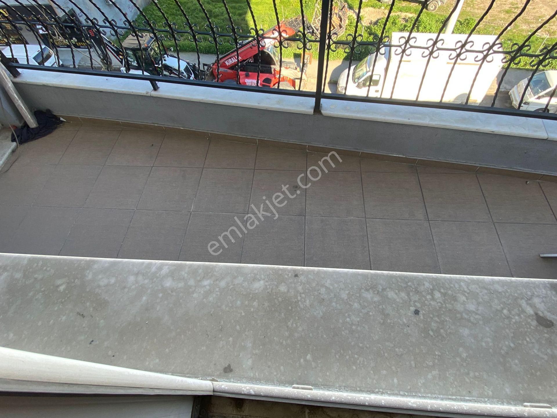 Acill Buca M.kemal Mah.de 2+1 95m2 Dgazlı Ana Yol Üzerinde Havadar Satılık Daire - Görsel 16