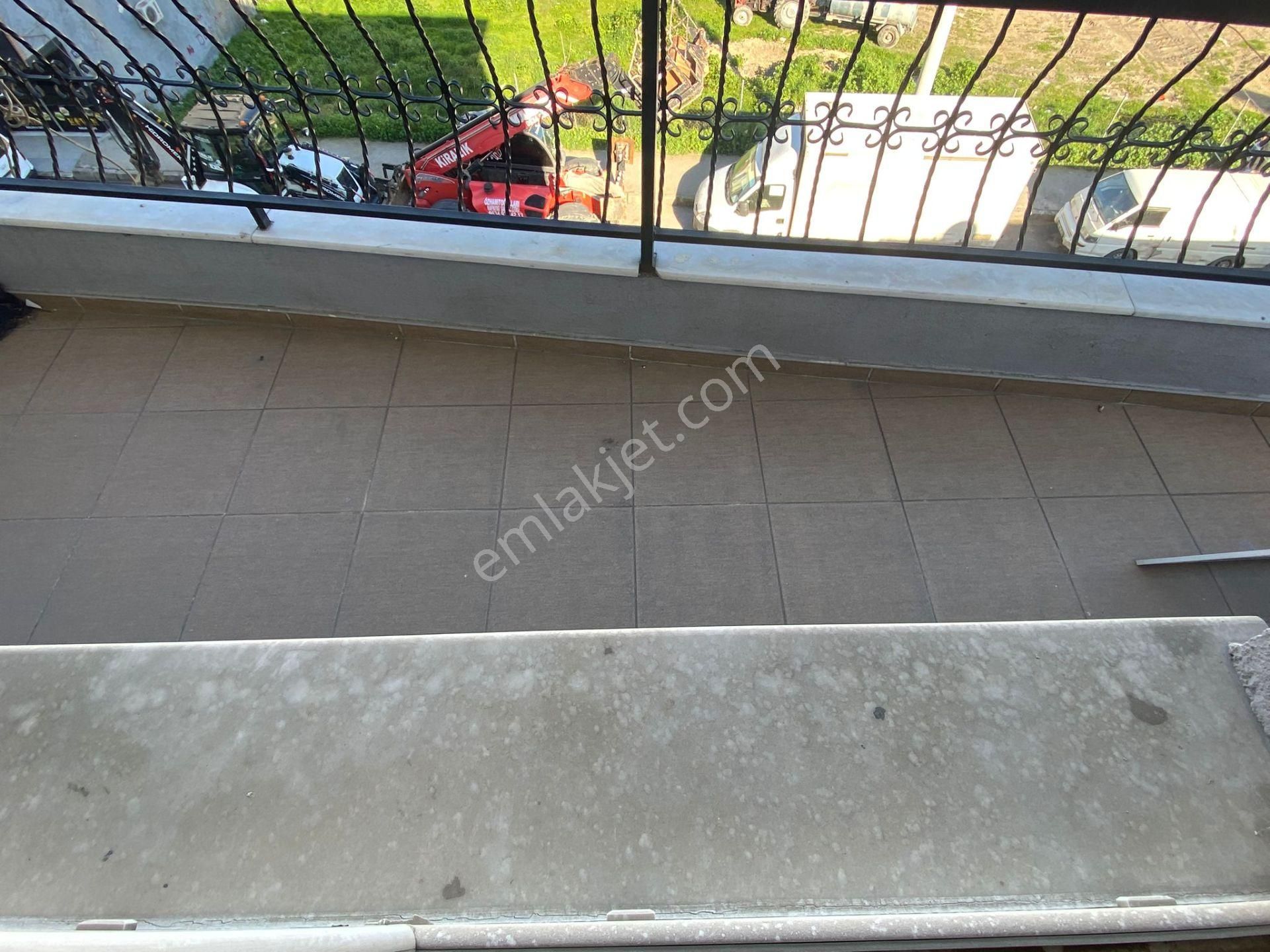 Acill Buca M.kemal Mah.de 2+1 95m2 Dgazlı Ana Yol Üzerinde Havadar Satılık Daire - Görsel 17