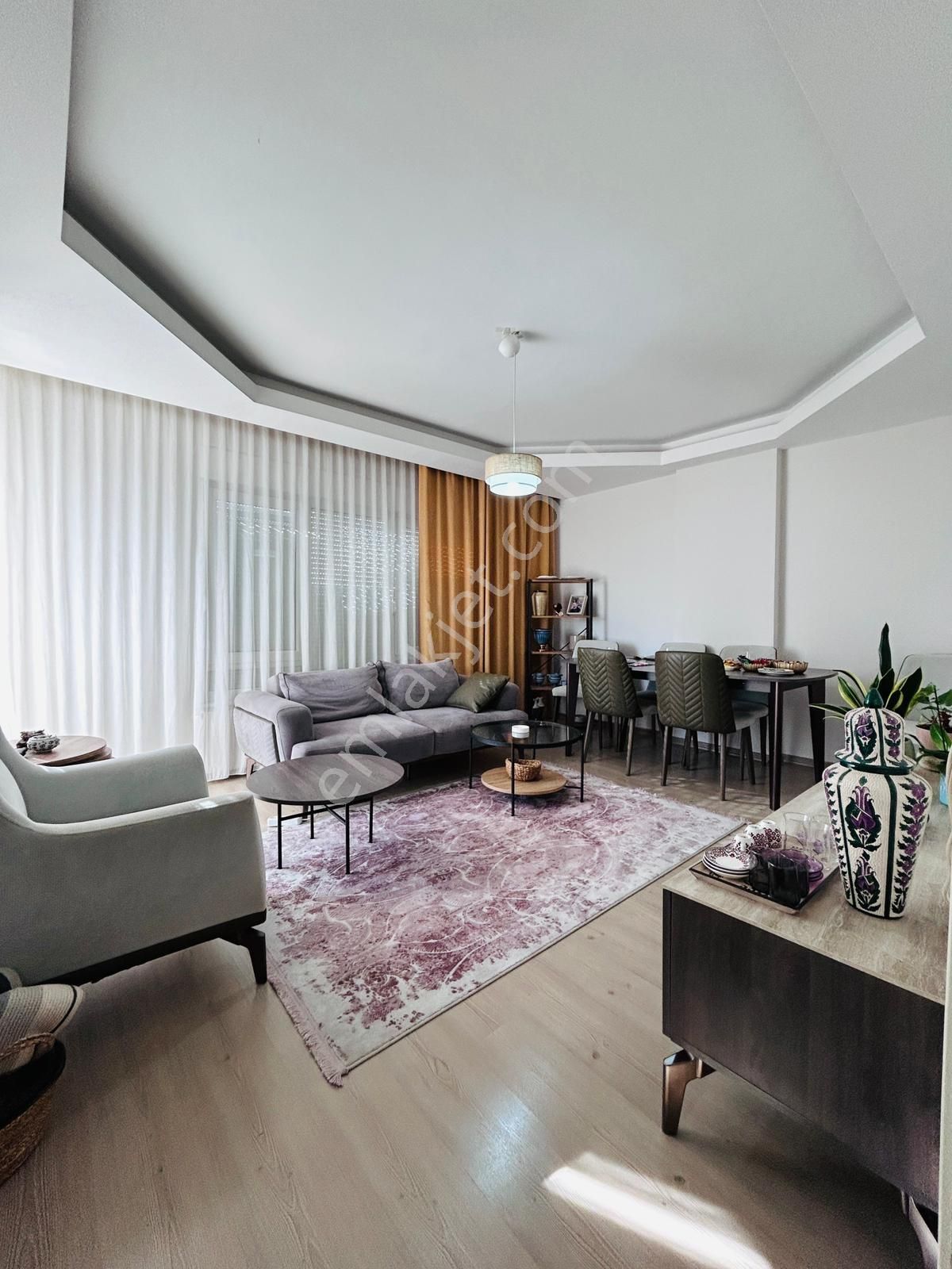 Akkuyuda Önü Açık Asansörlü Doğalgazlı Geniş Dubleks