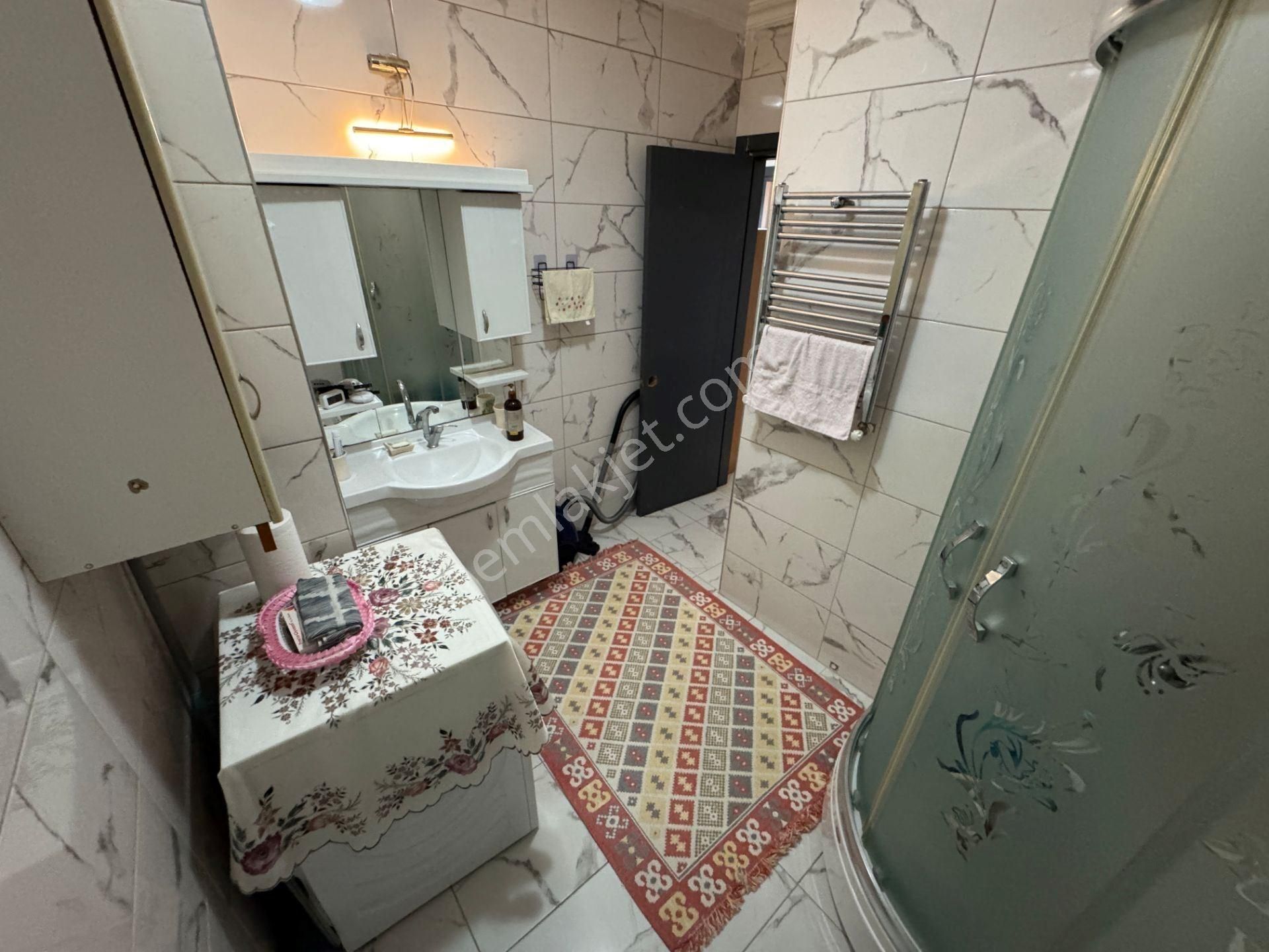 İnönü Mah.'de, Metroya, Üniv.lere Yakın K.otoparklı Kainat Cd. 2+1 - Görsel 26