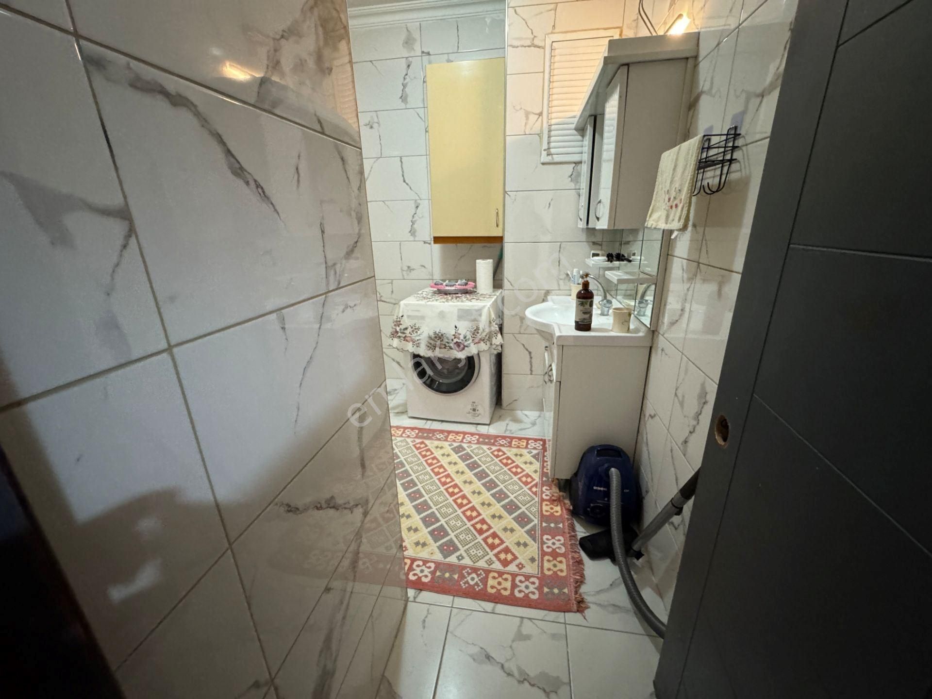 İnönü Mah.'de, Metroya, Üniv.lere Yakın K.otoparklı Kainat Cd. 2+1 - Görsel 21