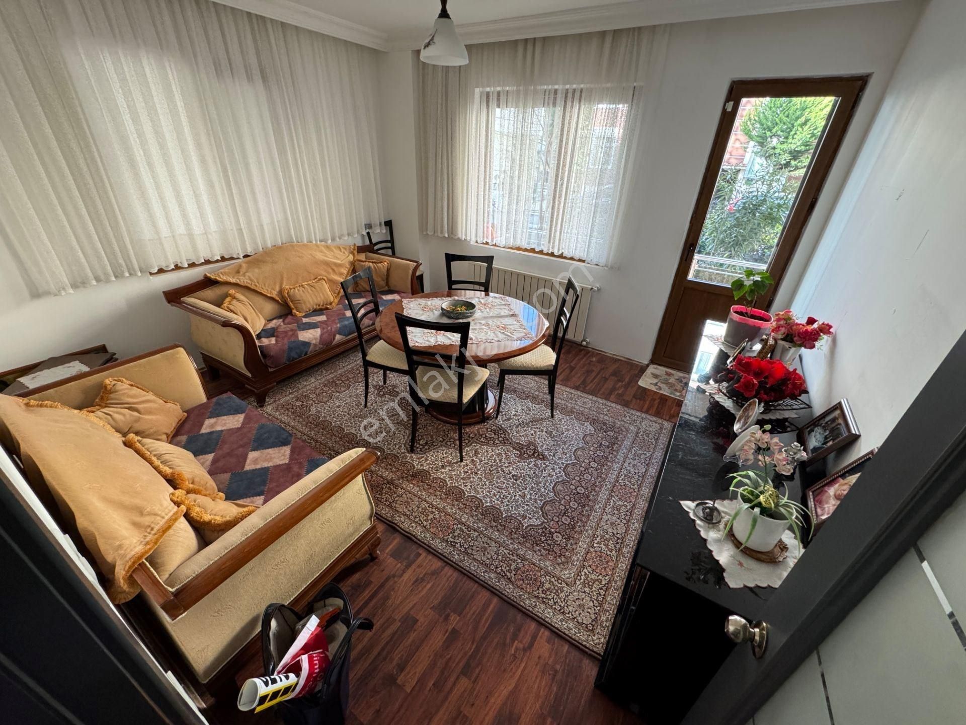 İnönü Mah.'de, Metroya, Üniv.lere Yakın K.otoparklı Kainat Cd. 2+1 - Görsel 2