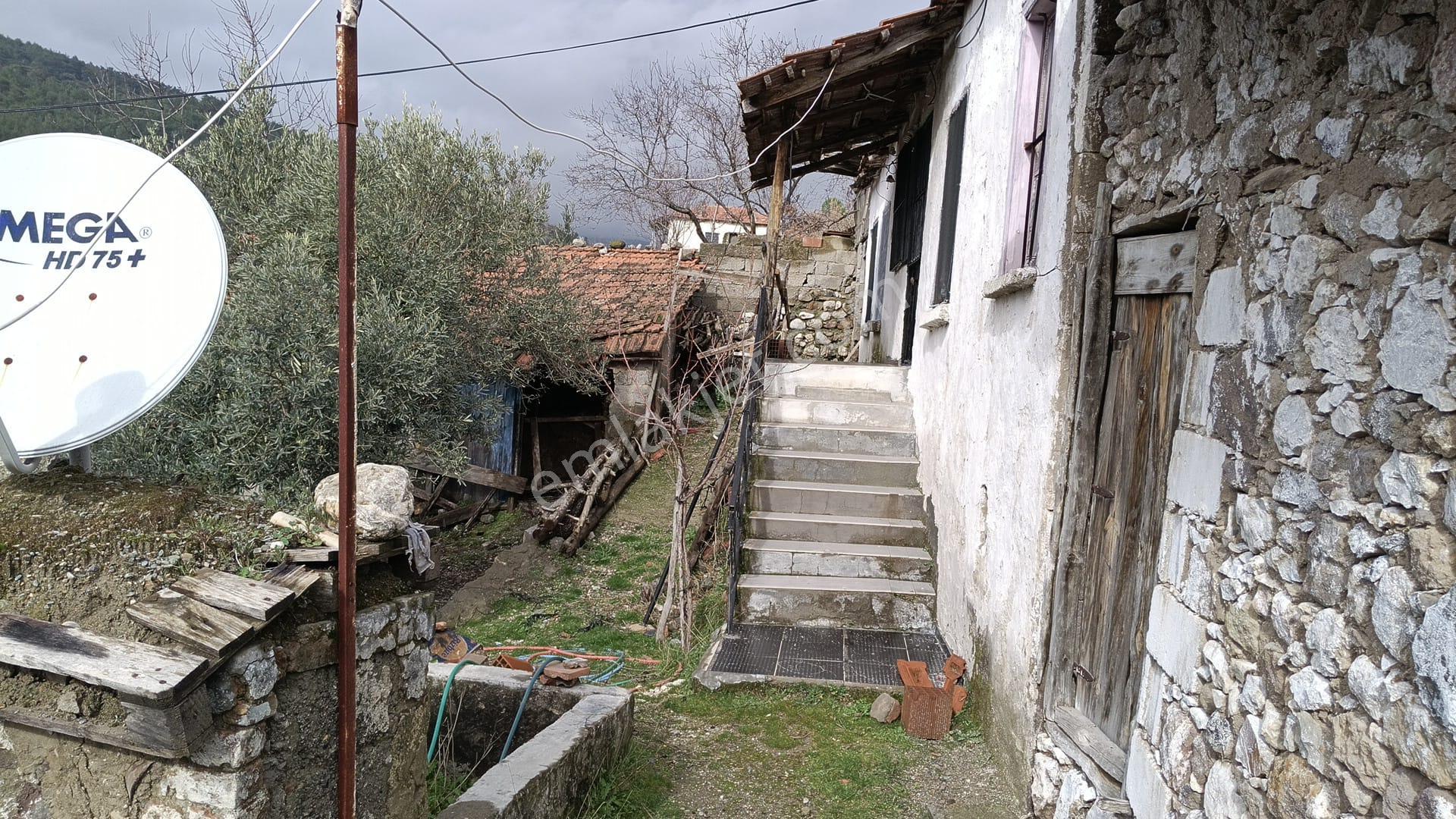 Karalar Köyünde 588 M2 Oturulabilir Müstakil Köy Evi - Görsel 20