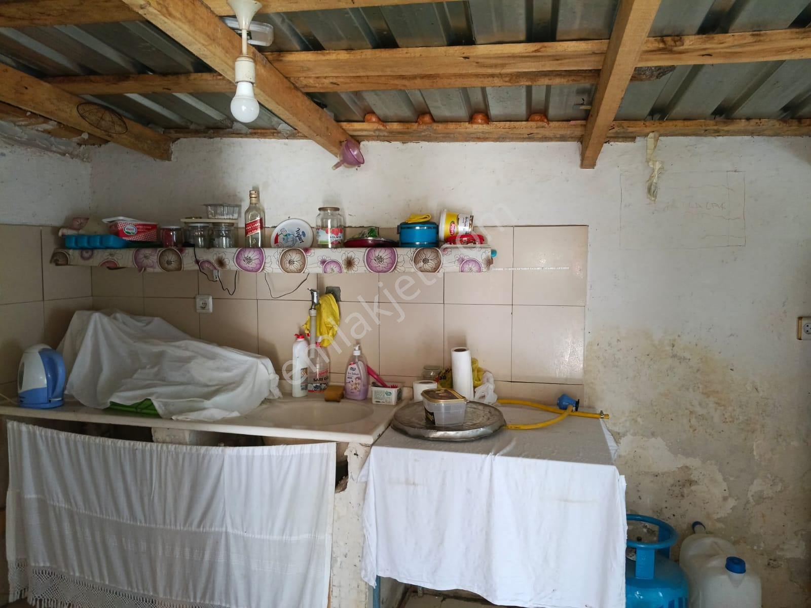 Karalar Köyünde 588 M2 Oturulabilir Müstakil Köy Evi - Görsel 28