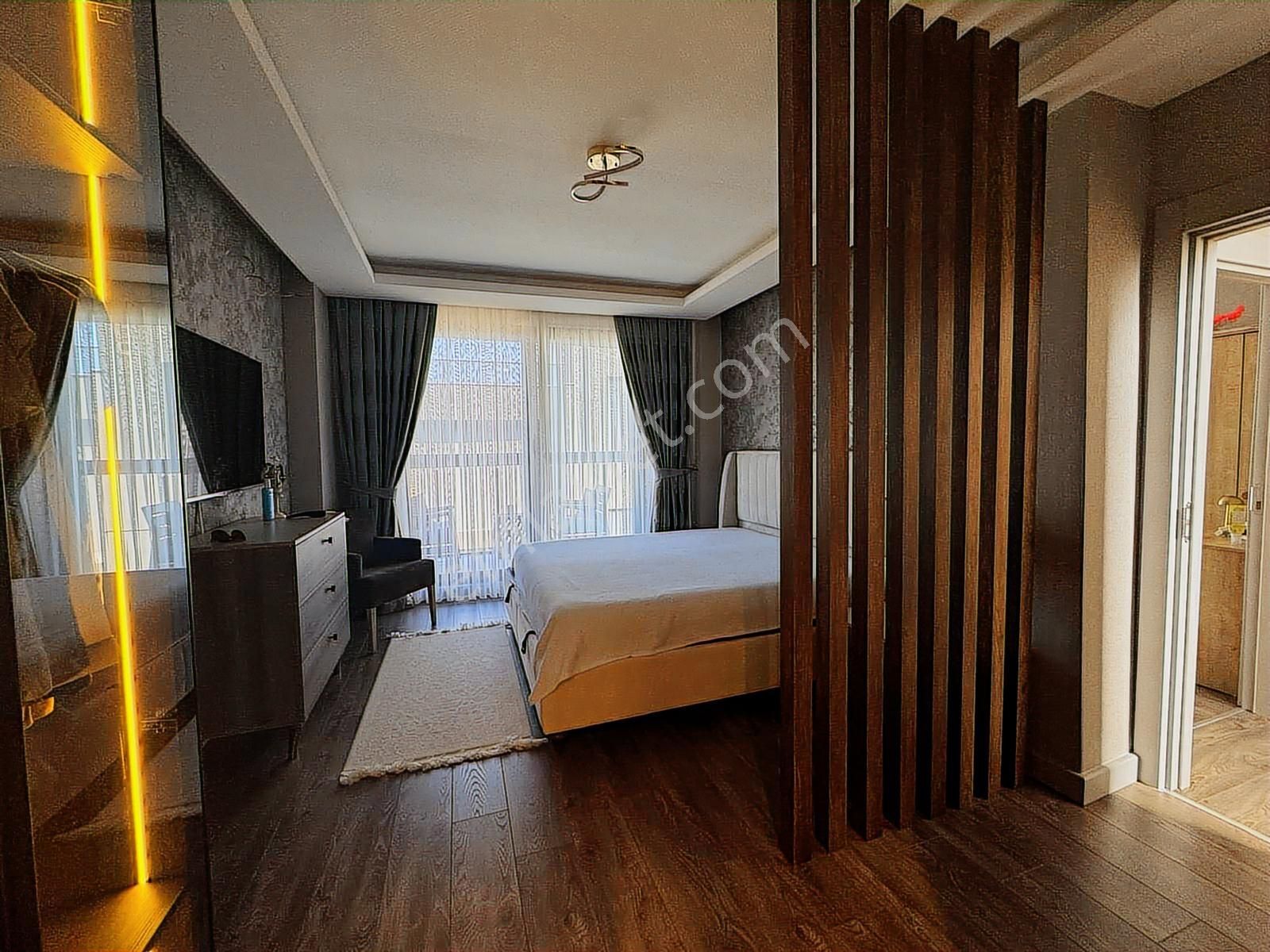 Tekirdağ Çorlu Deniz Manzaralı Site İçerisinde Satılık 5+1 Villa - Görsel 11