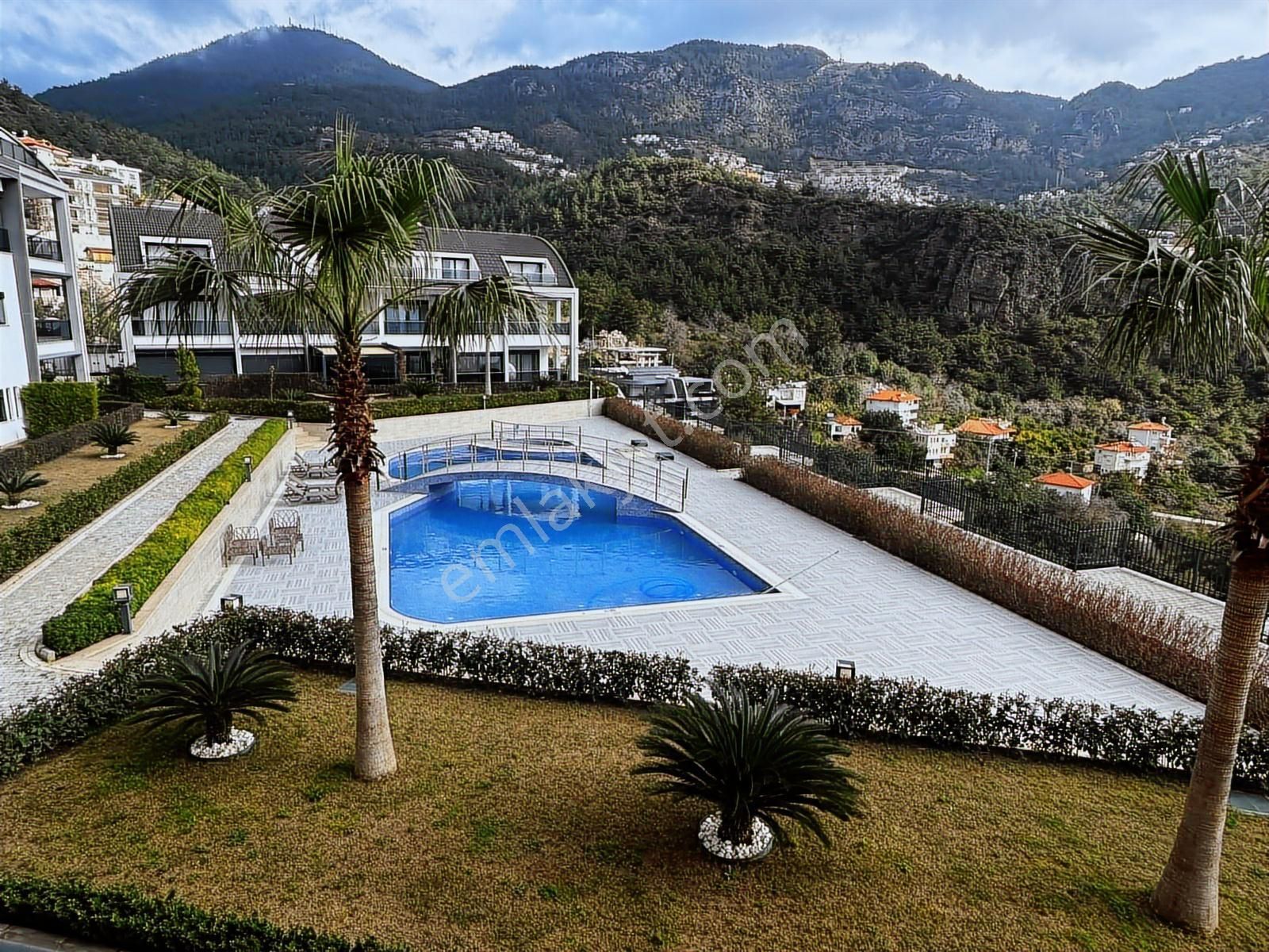 Satılık 1+1 Eşyalı Daire Deniz Manzaralı Cıty Renata - Görsel 2