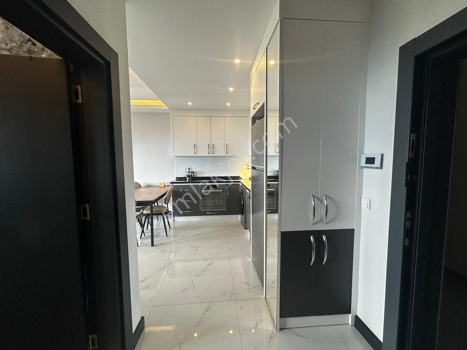 Satılık 1+1 Eşyalı Daire Deniz Manzaralı Cıty Renata - Görsel 8