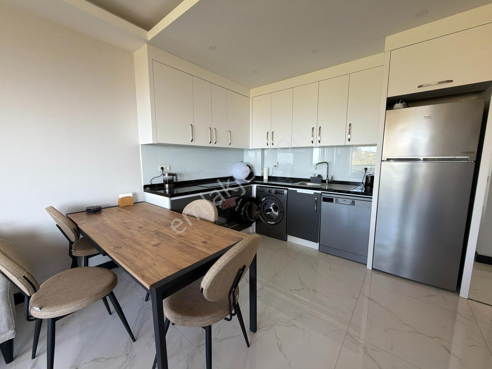 Satılık 1+1 Eşyalı Daire Deniz Manzaralı Cıty Renata - Görsel 12