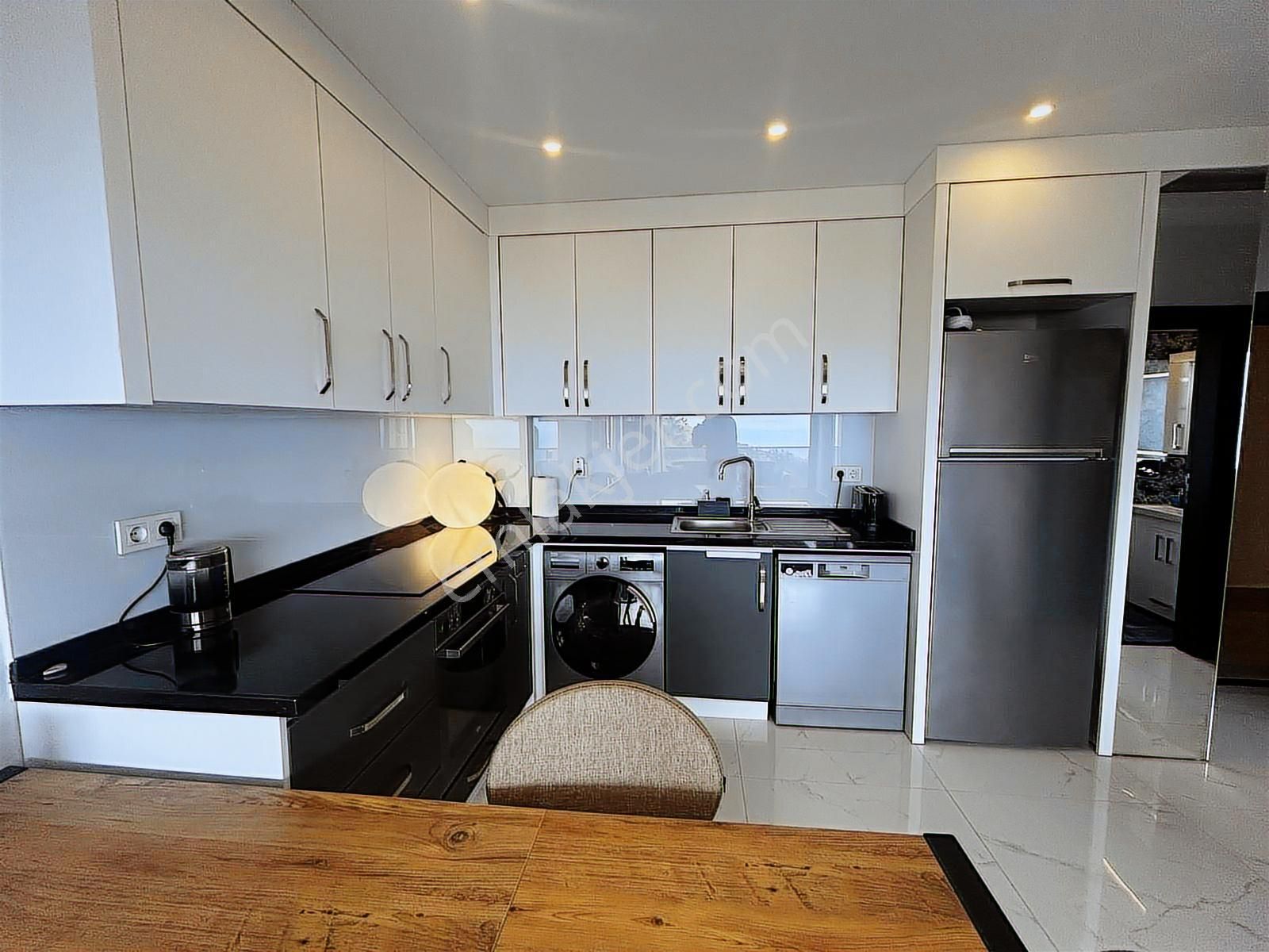 Satılık 1+1 Eşyalı Daire Deniz Manzaralı Cıty Renata - Görsel 11