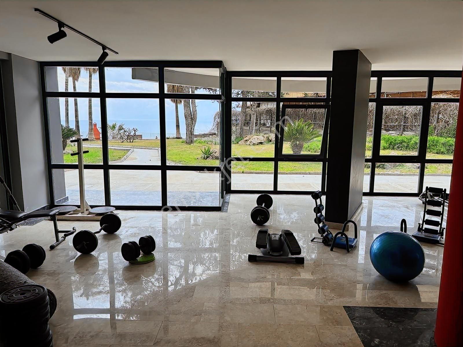 Evren Sitesinde 4+1 Emsalsiz Yalı Dairesi - Görsel 28