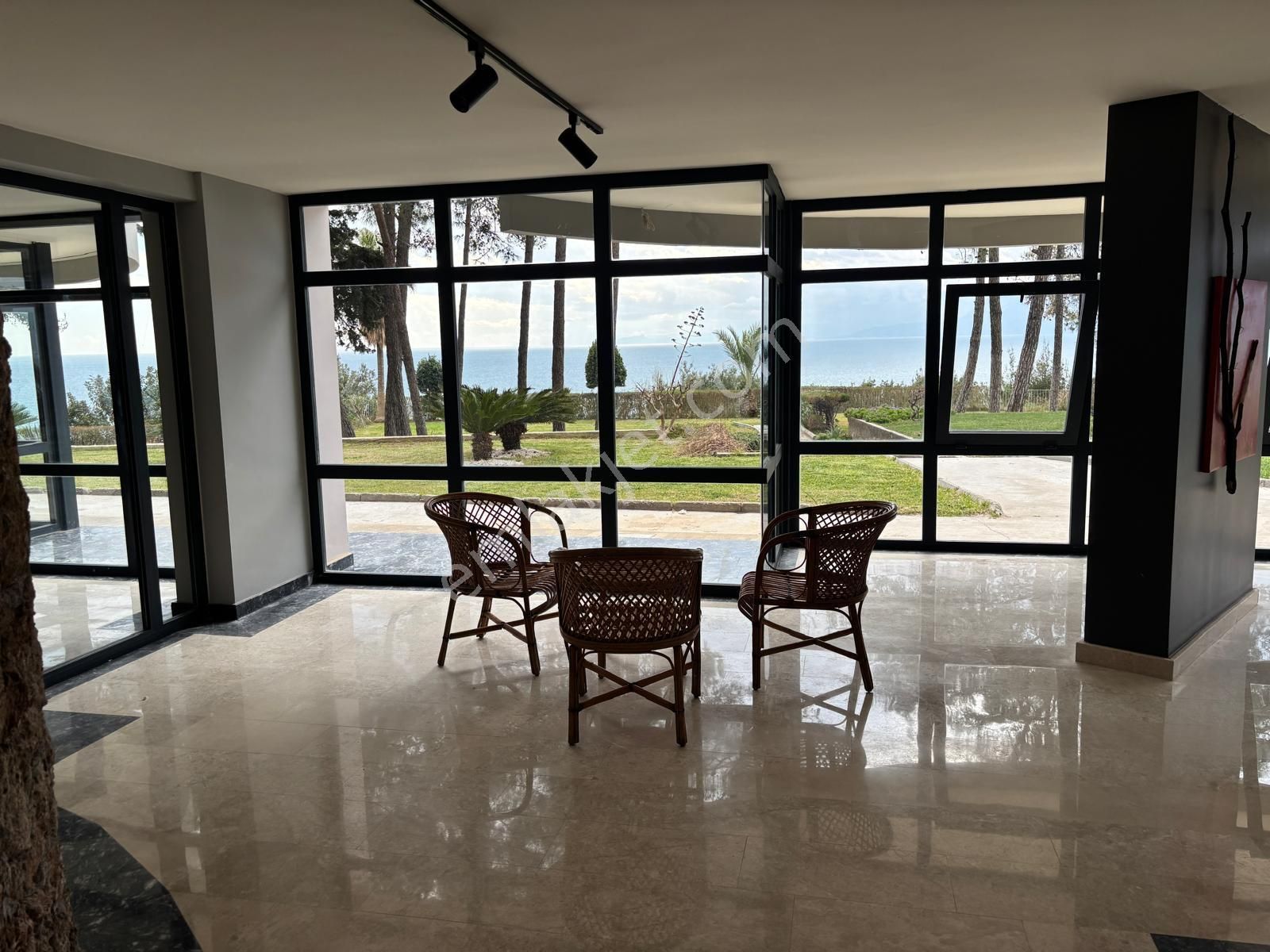 Evren Sitesinde 4+1 Emsalsiz Yalı Dairesi - Görsel 29