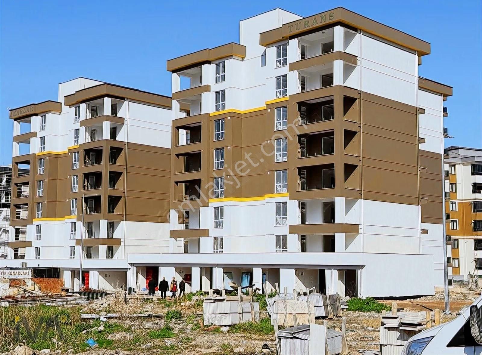 İva'dan Merkezi Konum Arakat Çok Ferah Geniş Lüks Daire