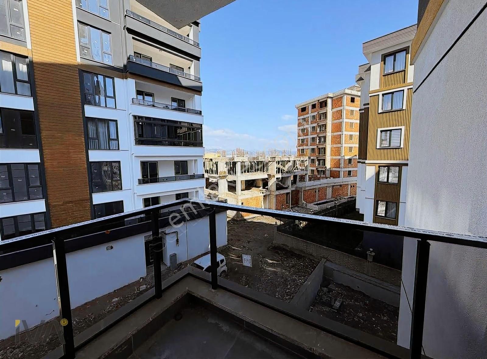 İva'dan Merkezi Konum Arakat Çok Ferah Geniş Lüks Daire - Görsel 12