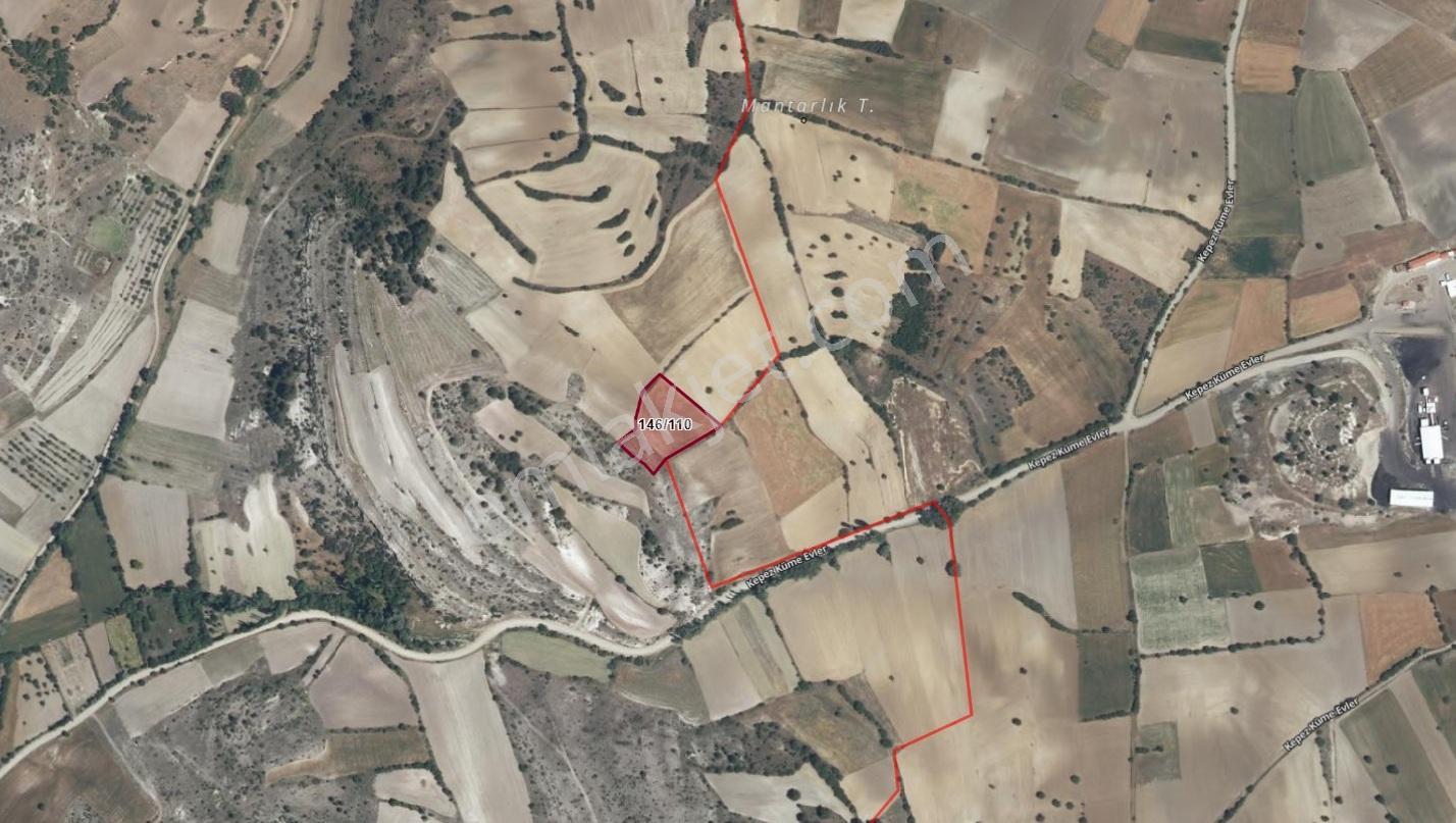 Tavşanlı İsaköyde 3.977 M2 Yatırımlık Kelepir Fiyat Tarla !!!