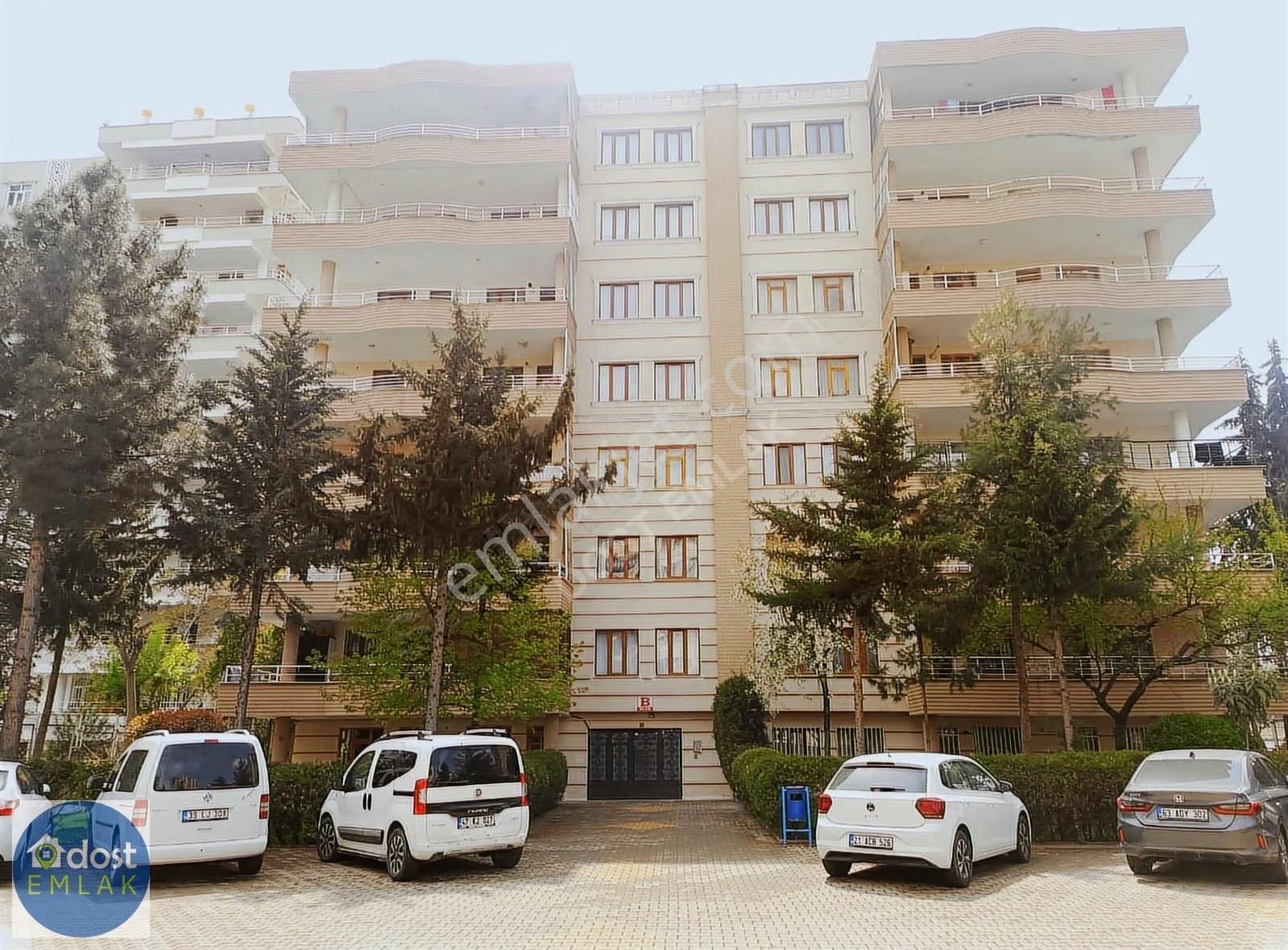 Kayapınar'da Dost Emlaktan 210m² Krediye Uygun 3+1 Satılık Daire - Görsel 9