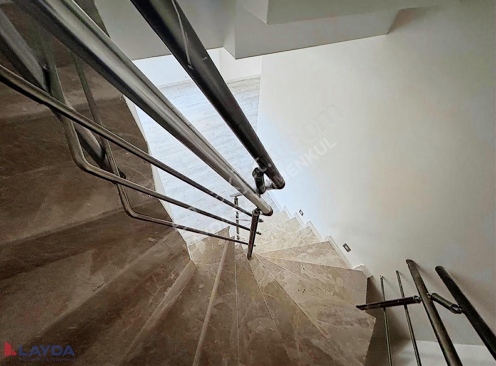Layda'dan Salihli'de 4+1 Müstakil Satılık Villa - Görsel 23
