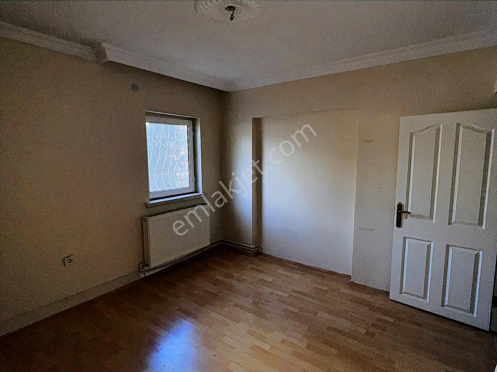 Kartal'dan Kentkoop Mahallesi Batıkent Metroya Yakın 3+1 Bakımlı - Görsel 33