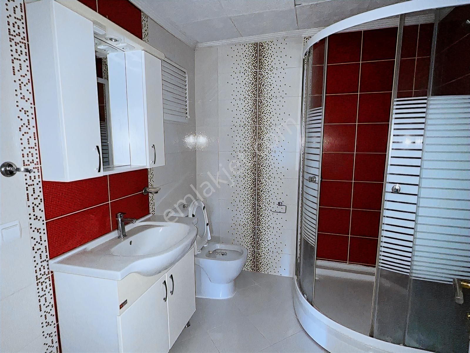 Kartal'dan Kentkoop Mahallesi Batıkent Metroya Yakın 3+1 Bakımlı - Görsel 13