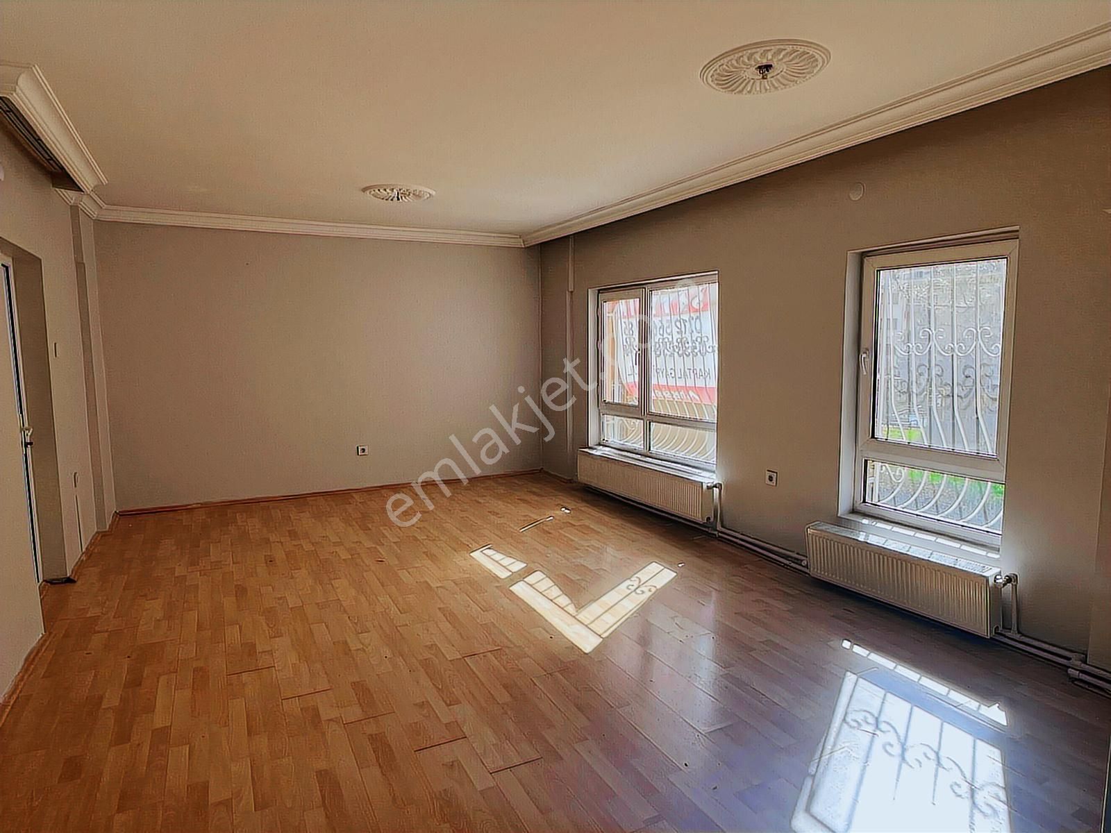 Kartal'dan Kentkoop Mahallesi Batıkent Metroya Yakın 3+1 Bakımlı - Görsel 31