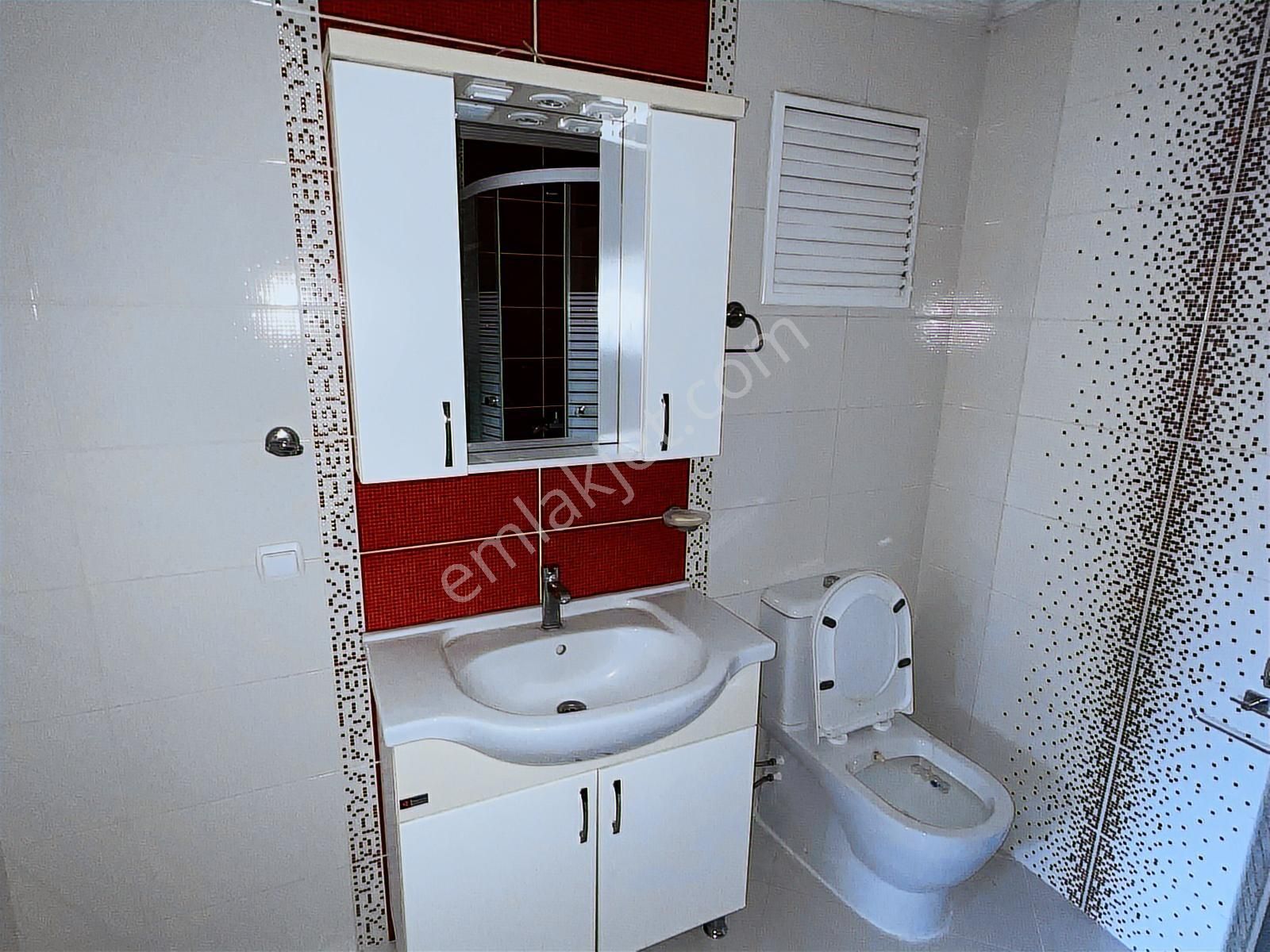 Kartal'dan Kentkoop Mahallesi Batıkent Metroya Yakın 3+1 Bakımlı - Görsel 14