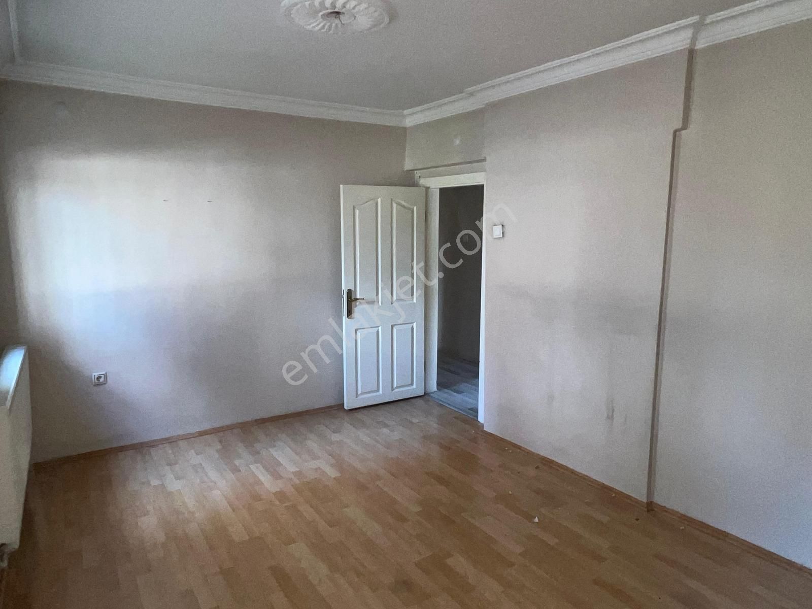 Kartal'dan Kentkoop Mahallesi Batıkent Metroya Yakın 3+1 Bakımlı - Görsel 21