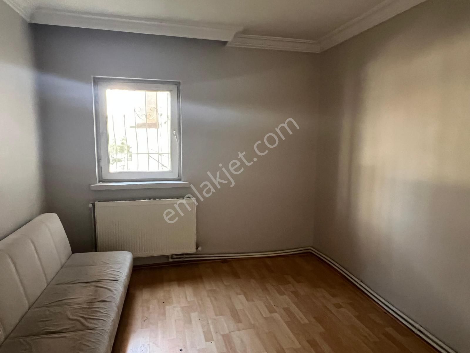 Kartal'dan Kentkoop Mahallesi Batıkent Metroya Yakın 3+1 Bakımlı - Görsel 11