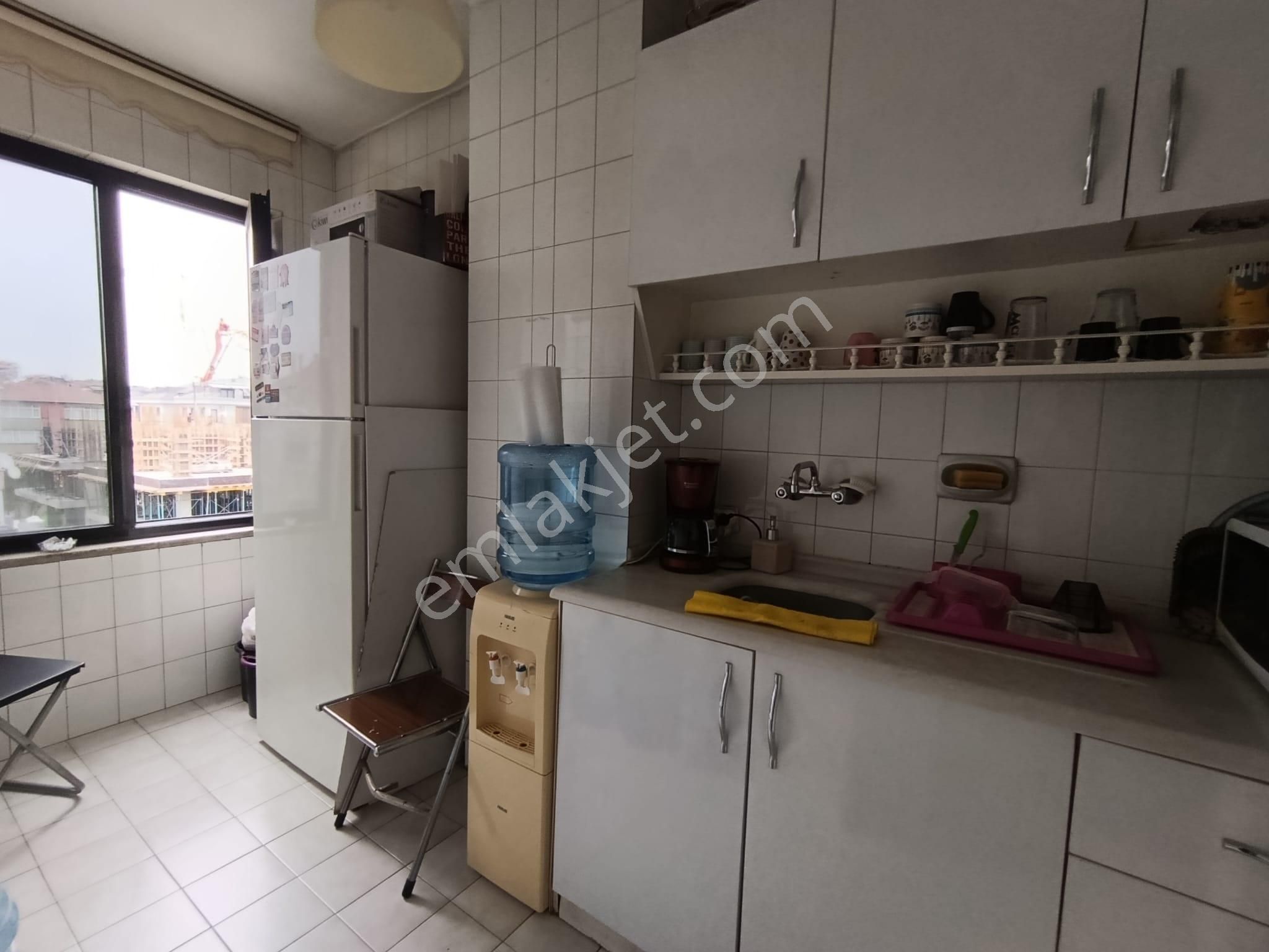 Bahçelievler Ünverdi İş Merkezinde Kiralık Ofis Katı - Görsel 6