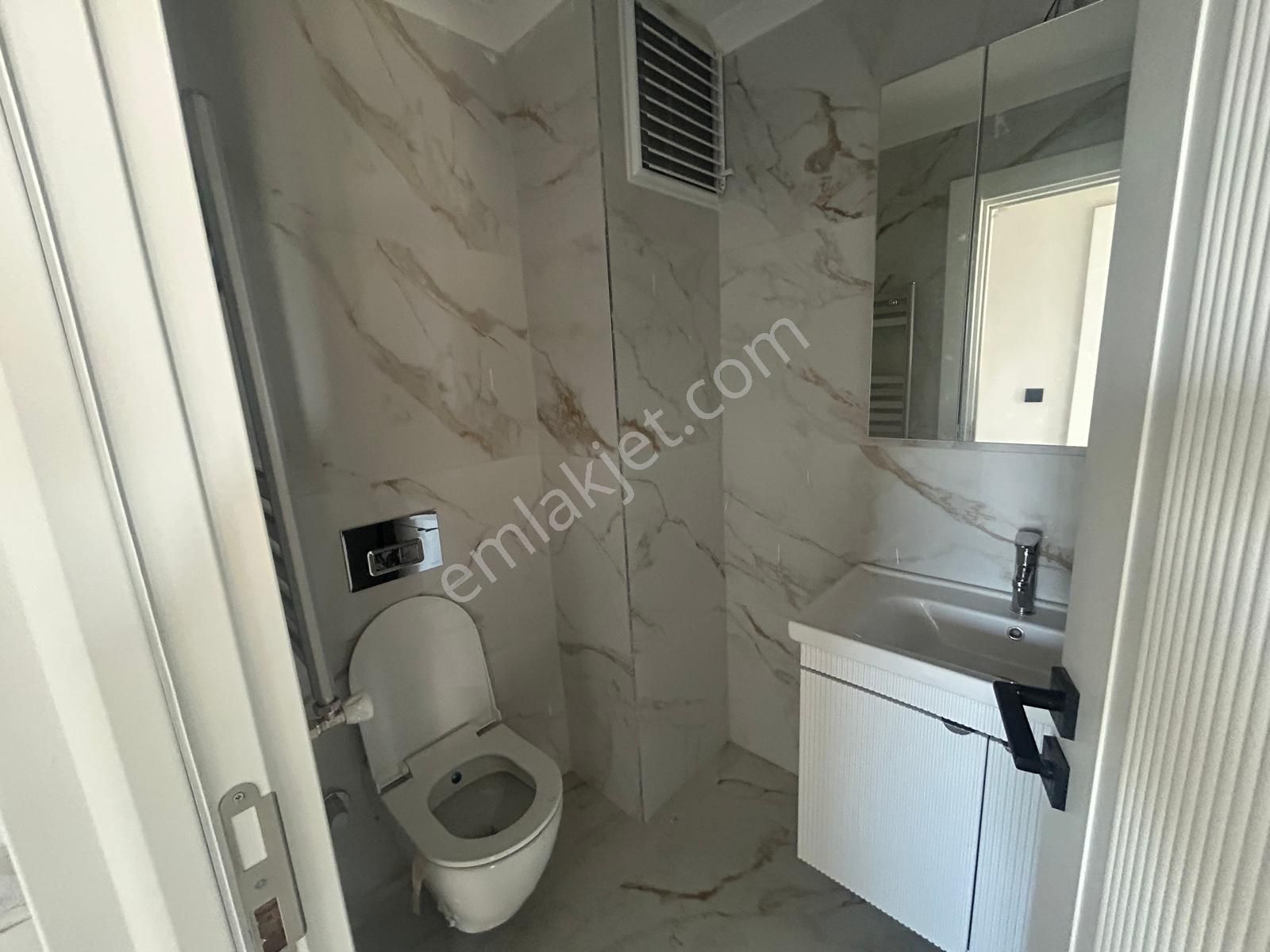 Üsüdar İcadiye'de 3+2 Deniz Manzaralı Merkezi Lüks Dubleks Daire - Görsel 15