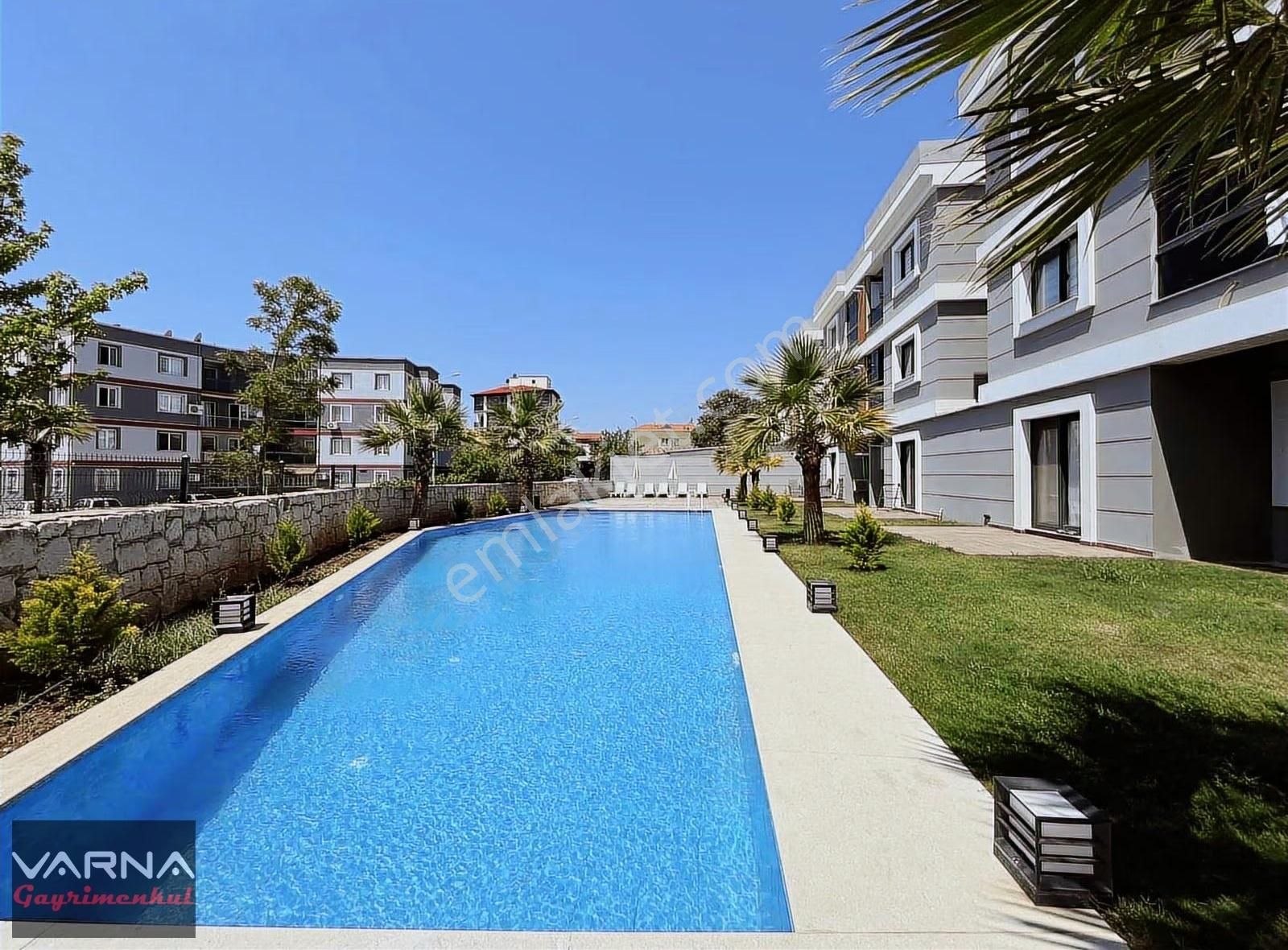 Menderes Cüneytbey Mah. Kiralık 1+1 Eşyalı Ara Kat Daire - Görsel 8