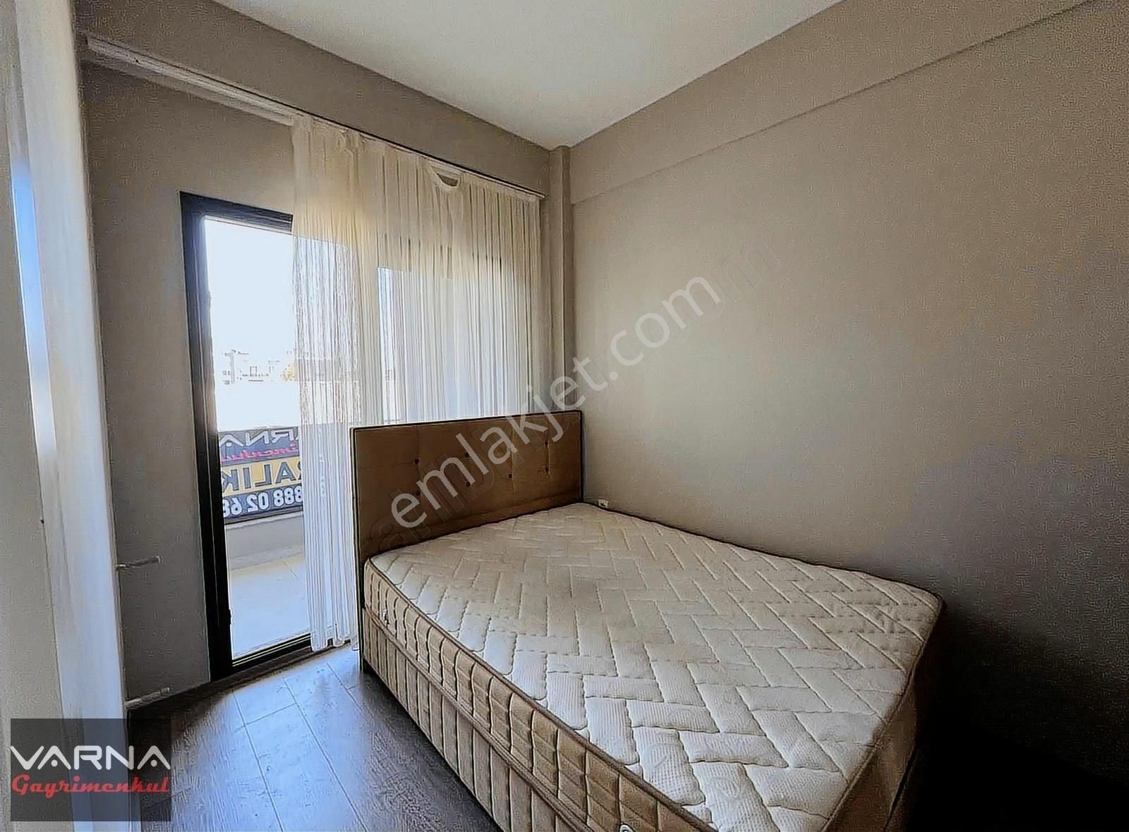 Menderes Cüneytbey Mah. Kiralık 1+1 Eşyalı Ara Kat Daire - Görsel 23