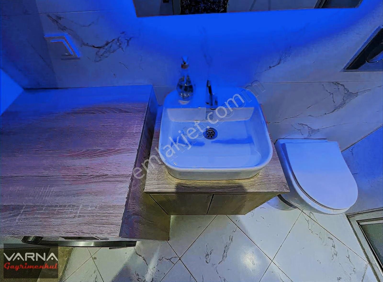 Menderes Cüneytbey Mah. Kiralık 1+1 Eşyalı Ara Kat Daire - Görsel 20