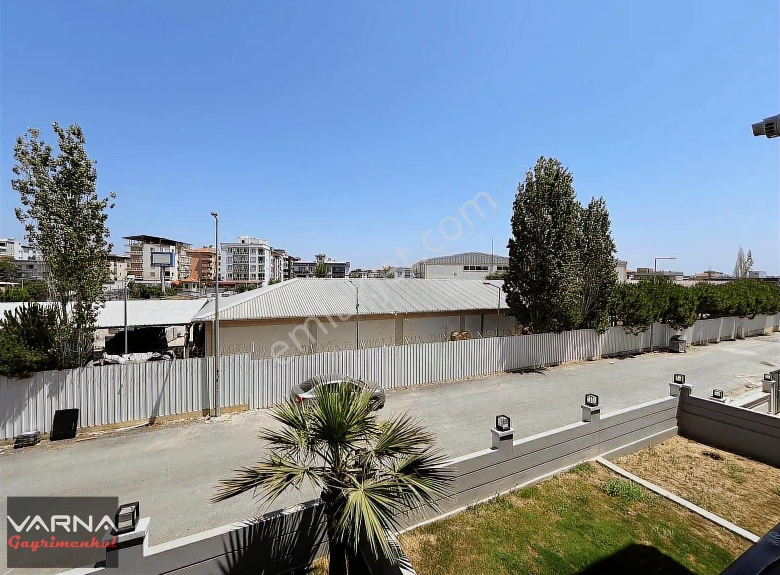 Menderes Cüneytbey Mah. Kiralık 1+1 Eşyalı Ara Kat Daire - Görsel 12