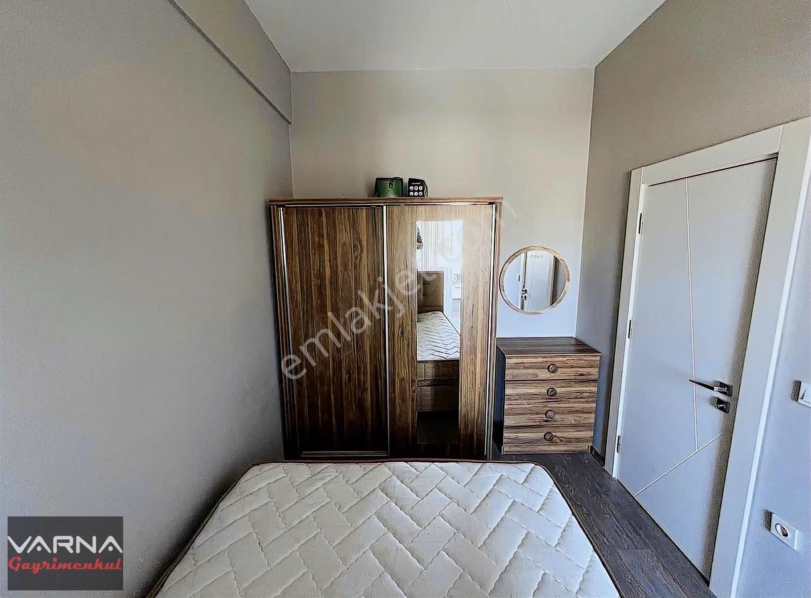 Menderes Cüneytbey Mah. Kiralık 1+1 Eşyalı Ara Kat Daire - Görsel 24