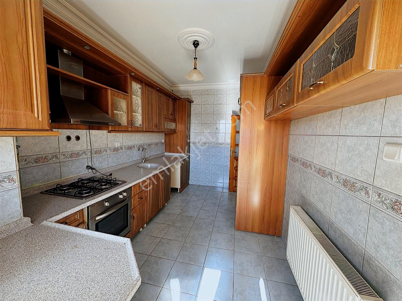 Başağaç Mah.esertepe Sitesinde Asansörlü Kiralık 3+1 Daire - Görsel 28