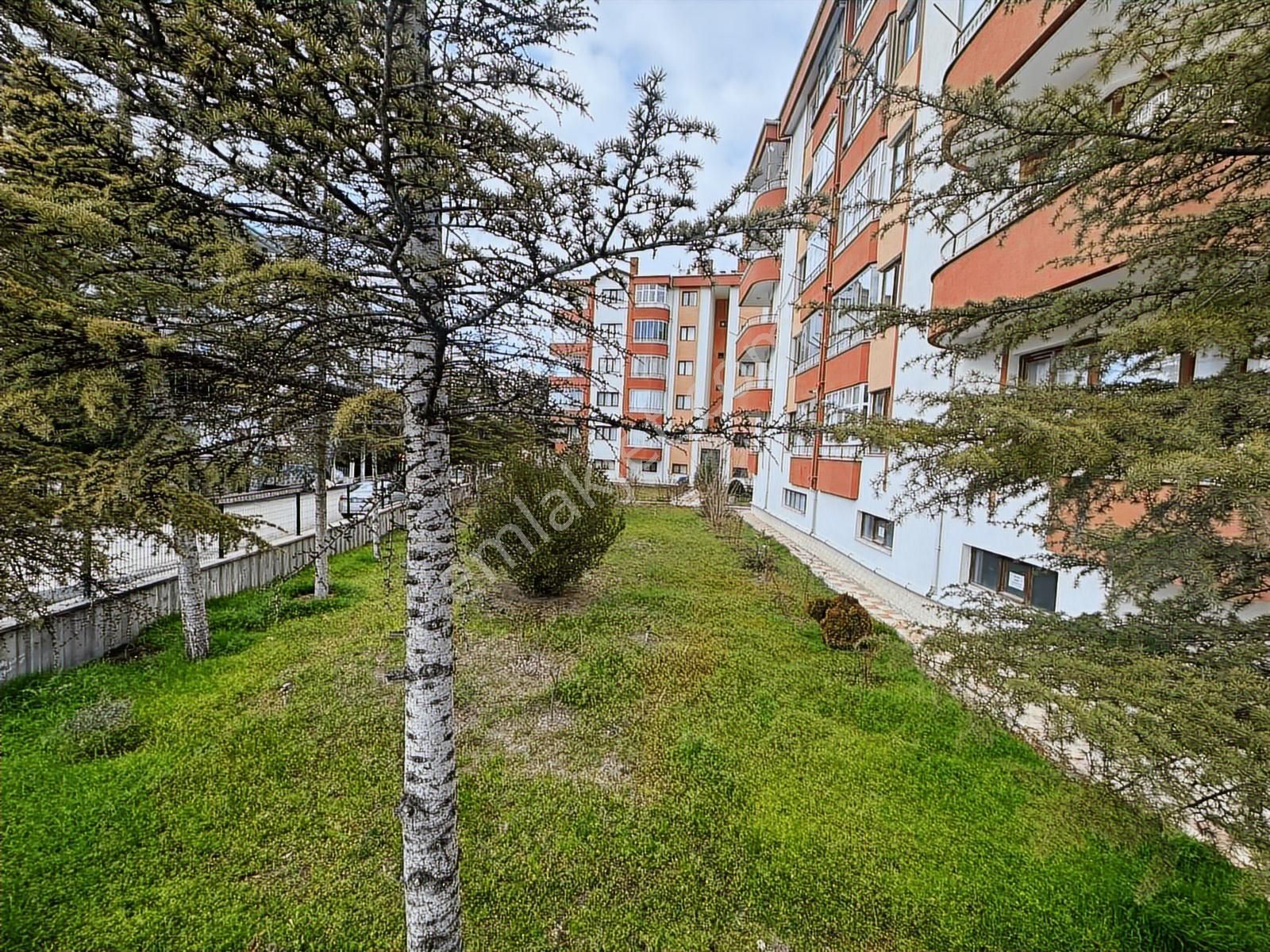 Başağaç Mah.esertepe Sitesinde Asansörlü Kiralık 3+1 Daire - Görsel 31