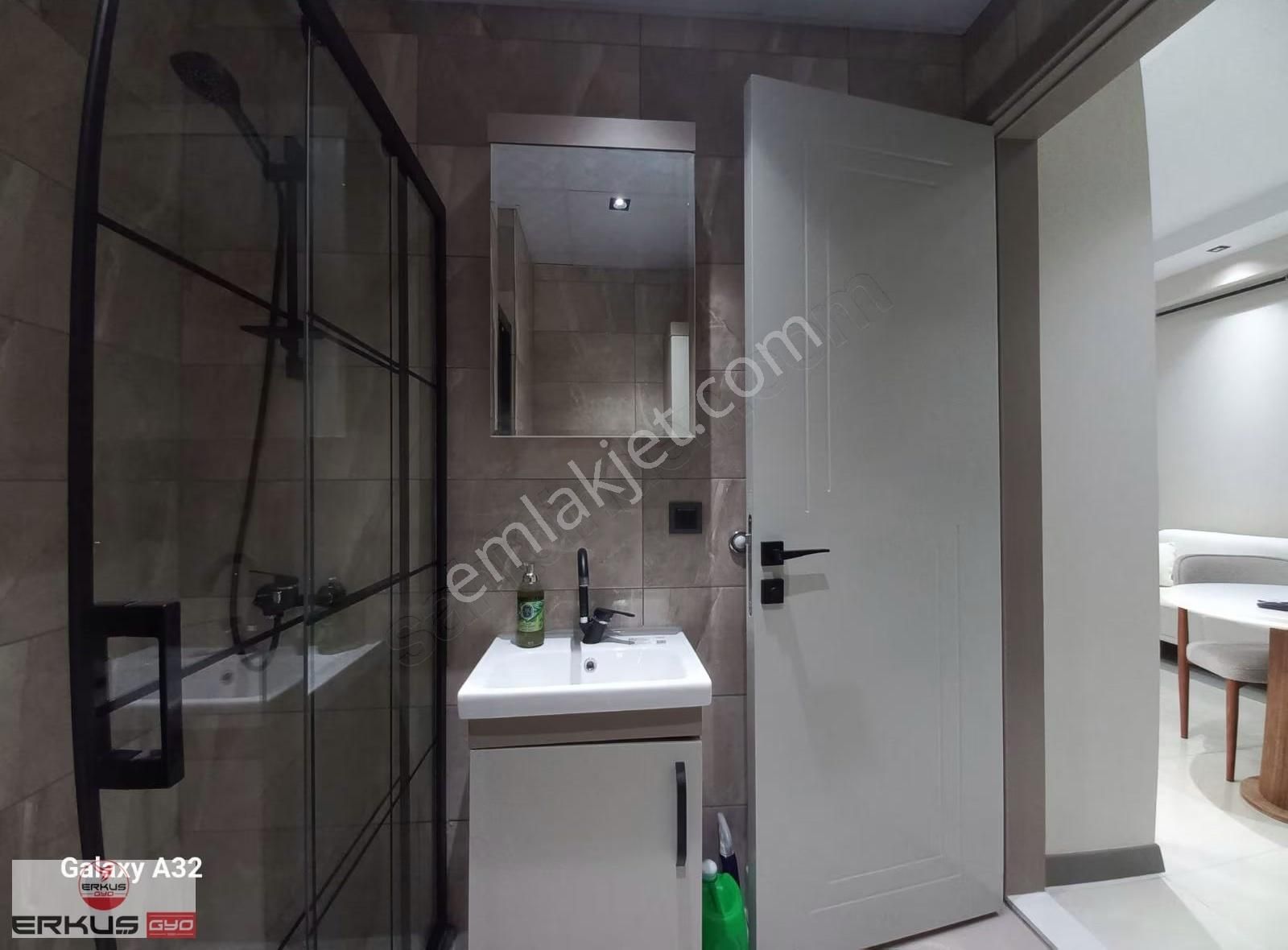 Denizli Asmalıevler Kiralık 65" Tv'li Balkonlu Sıfır 1+1 Apart - Görsel 20