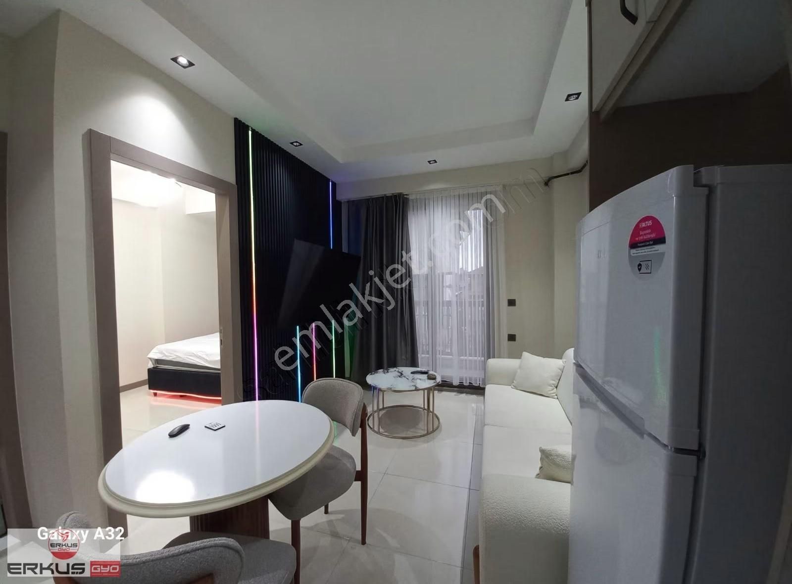 Denizli Asmalıevler Kiralık 65" Tv'li Balkonlu Sıfır 1+1 Apart - Görsel 3