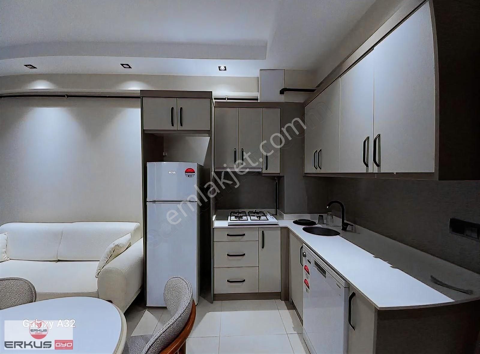 Denizli Asmalıevler Kiralık 65" Tv'li Balkonlu Sıfır 1+1 Apart - Görsel 19