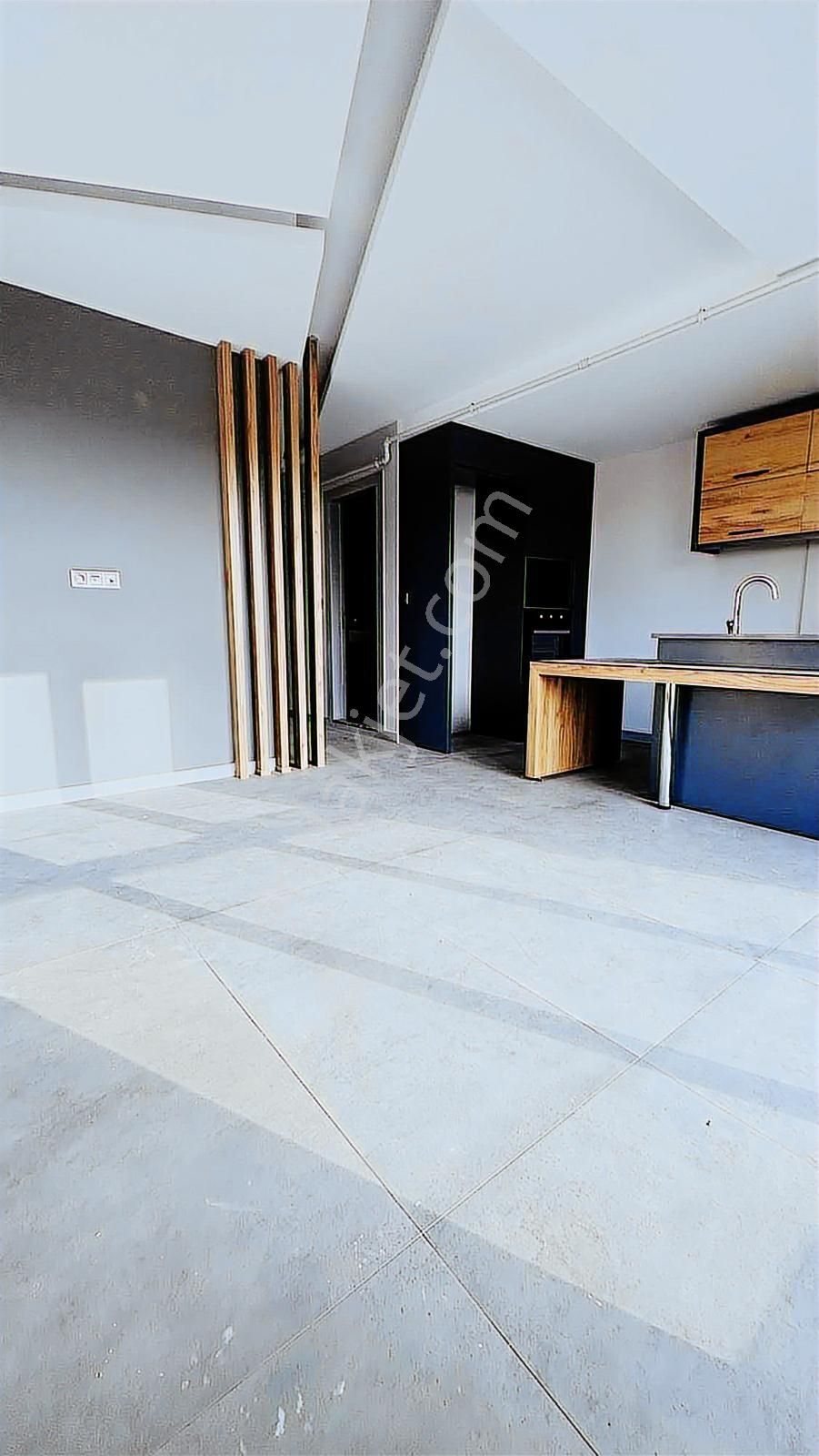 Lozan Cadde Üzeri Ferah Lüx Kiralık 2+1 Daire - Görsel 19