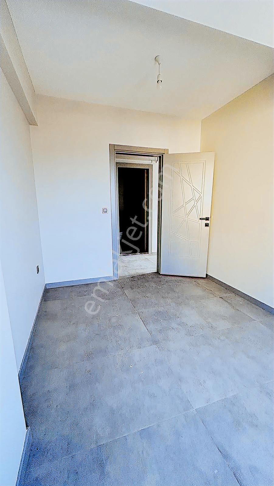 Lozan Cadde Üzeri Ferah Lüx Kiralık 2+1 Daire - Görsel 24