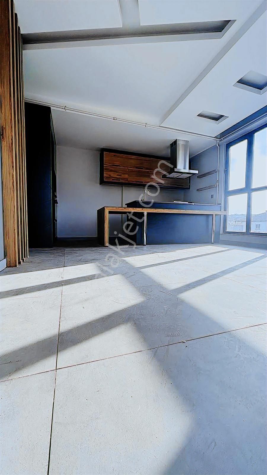 Lozan Cadde Üzeri Ferah Lüx Kiralık 2+1 Daire - Görsel 16