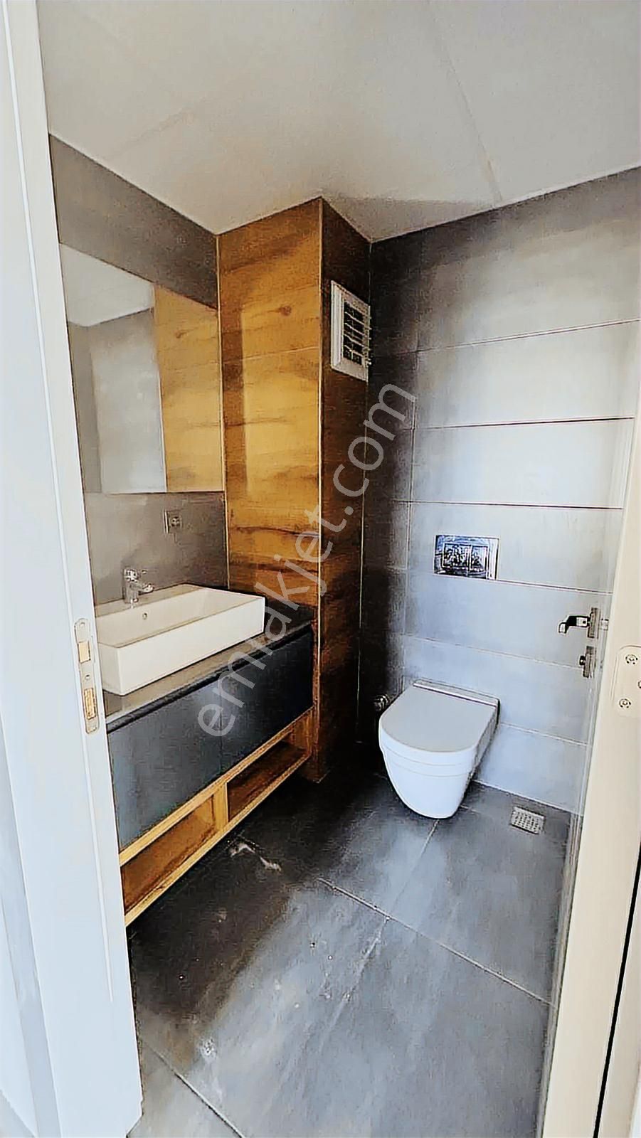 Lozan Cadde Üzeri Ferah Lüx Kiralık 2+1 Daire - Görsel 23